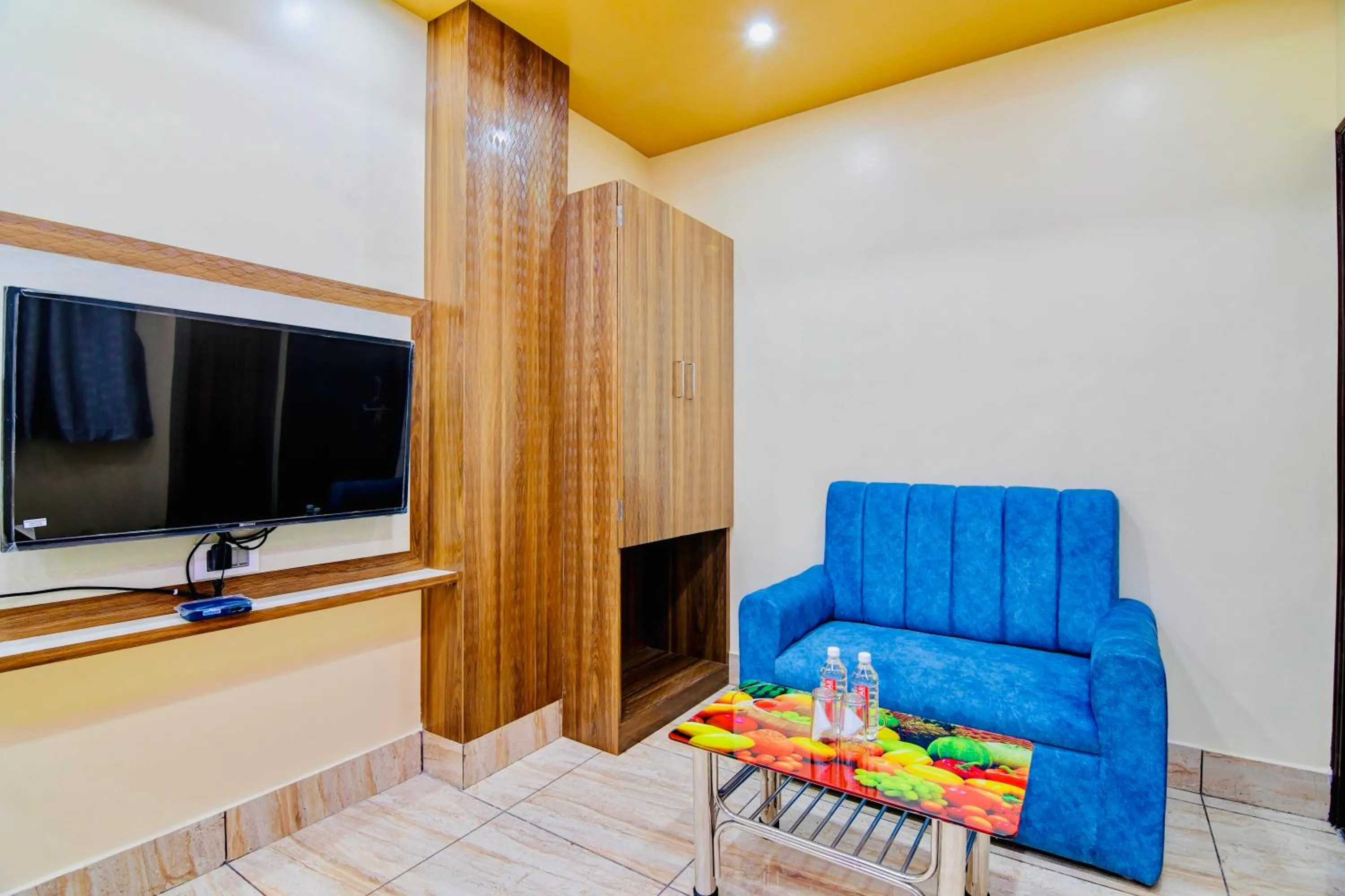 Bedroom in HOTEL KANAN INN