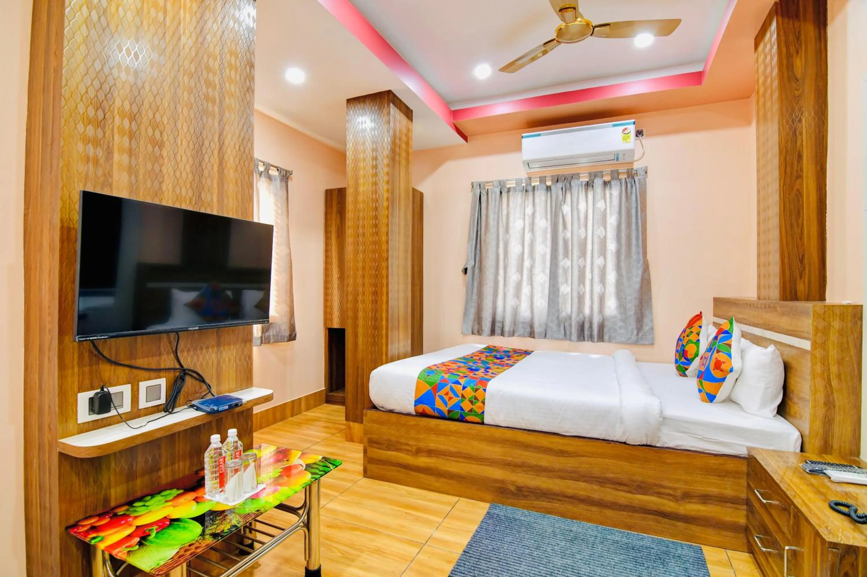 Bed in HOTEL KANAN INN