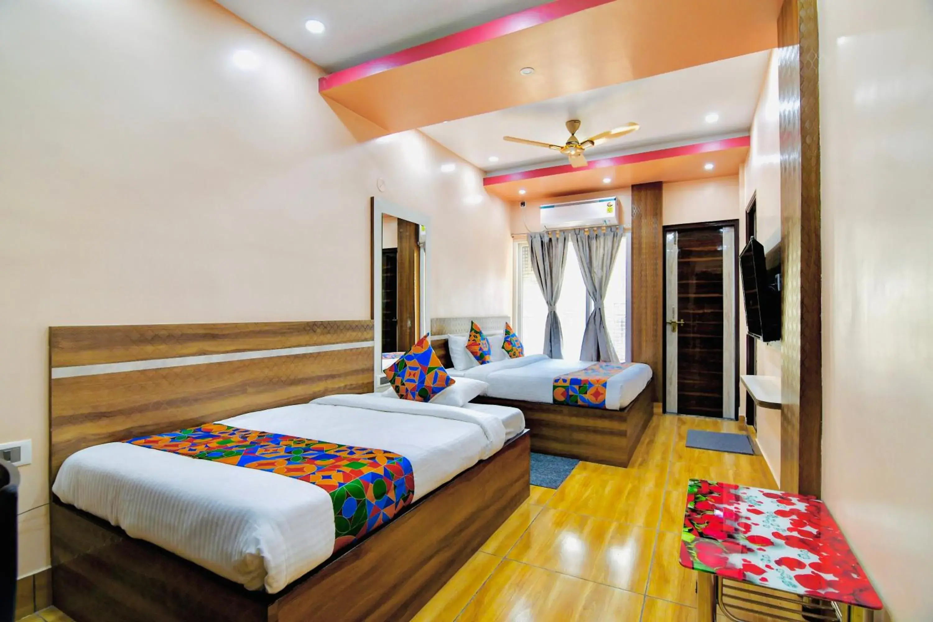 Bed in HOTEL KANAN INN Bed in HOTEL KANAN INN