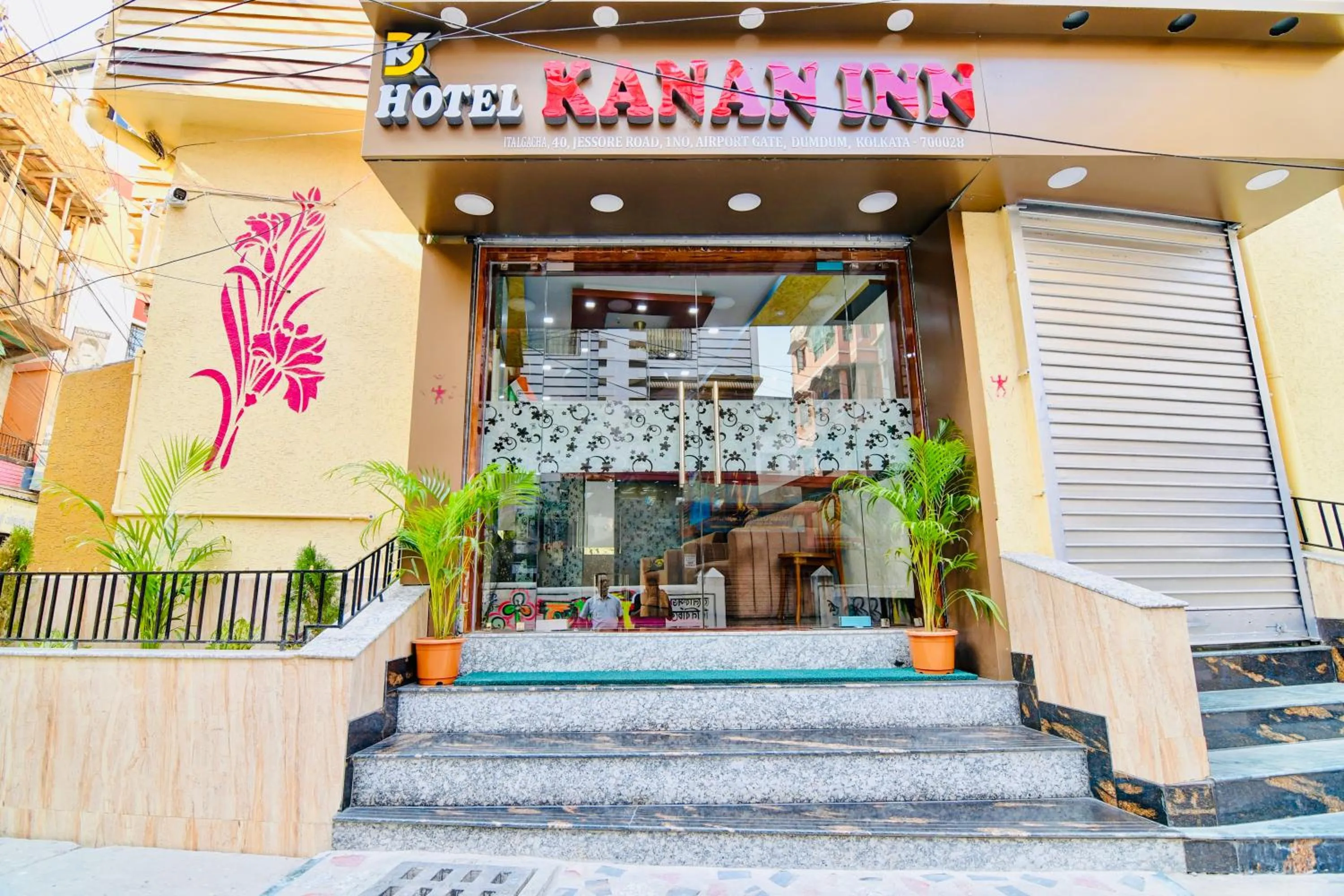 Property building in HOTEL KANAN INN