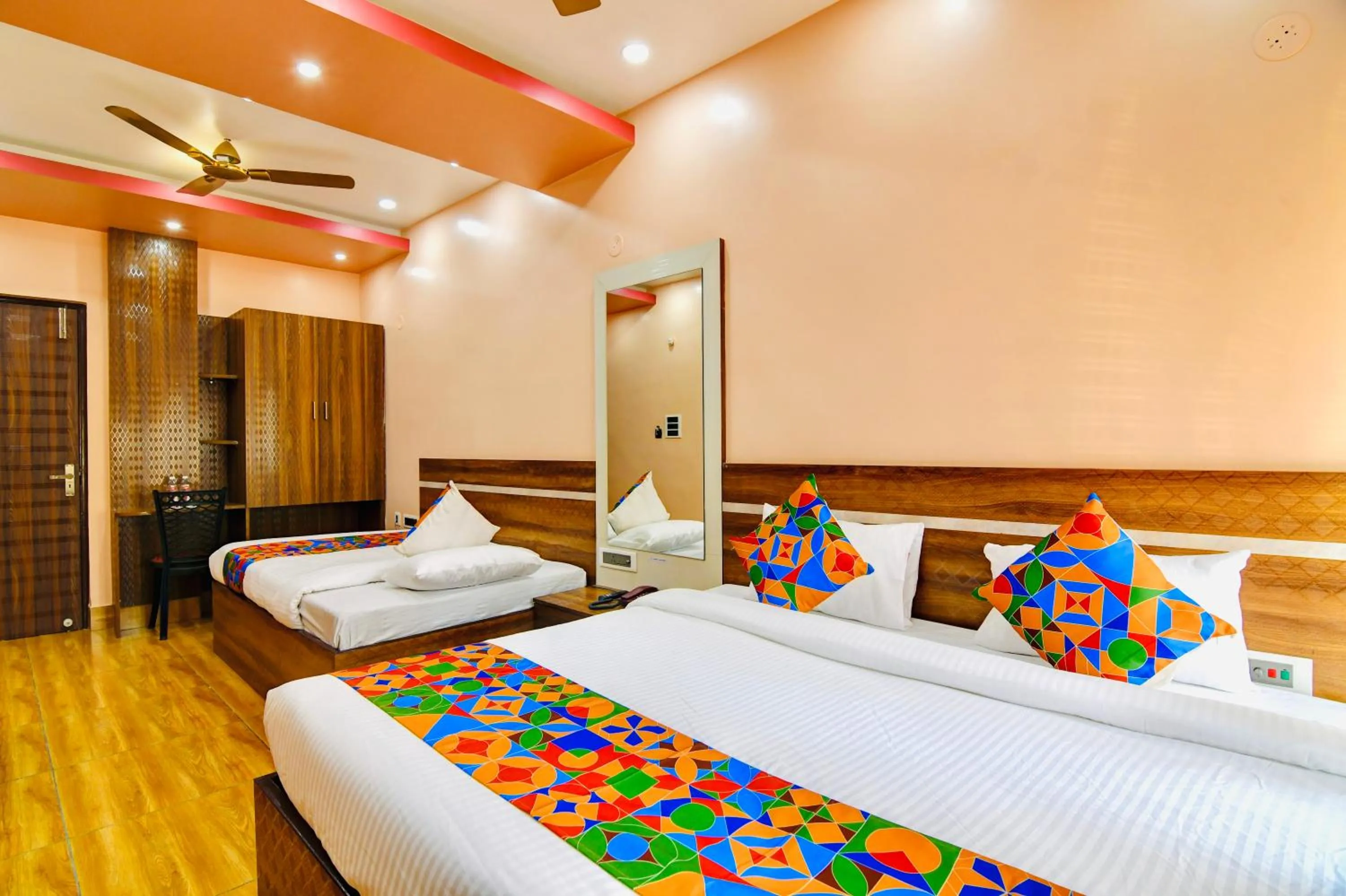 Bed in HOTEL KANAN INN