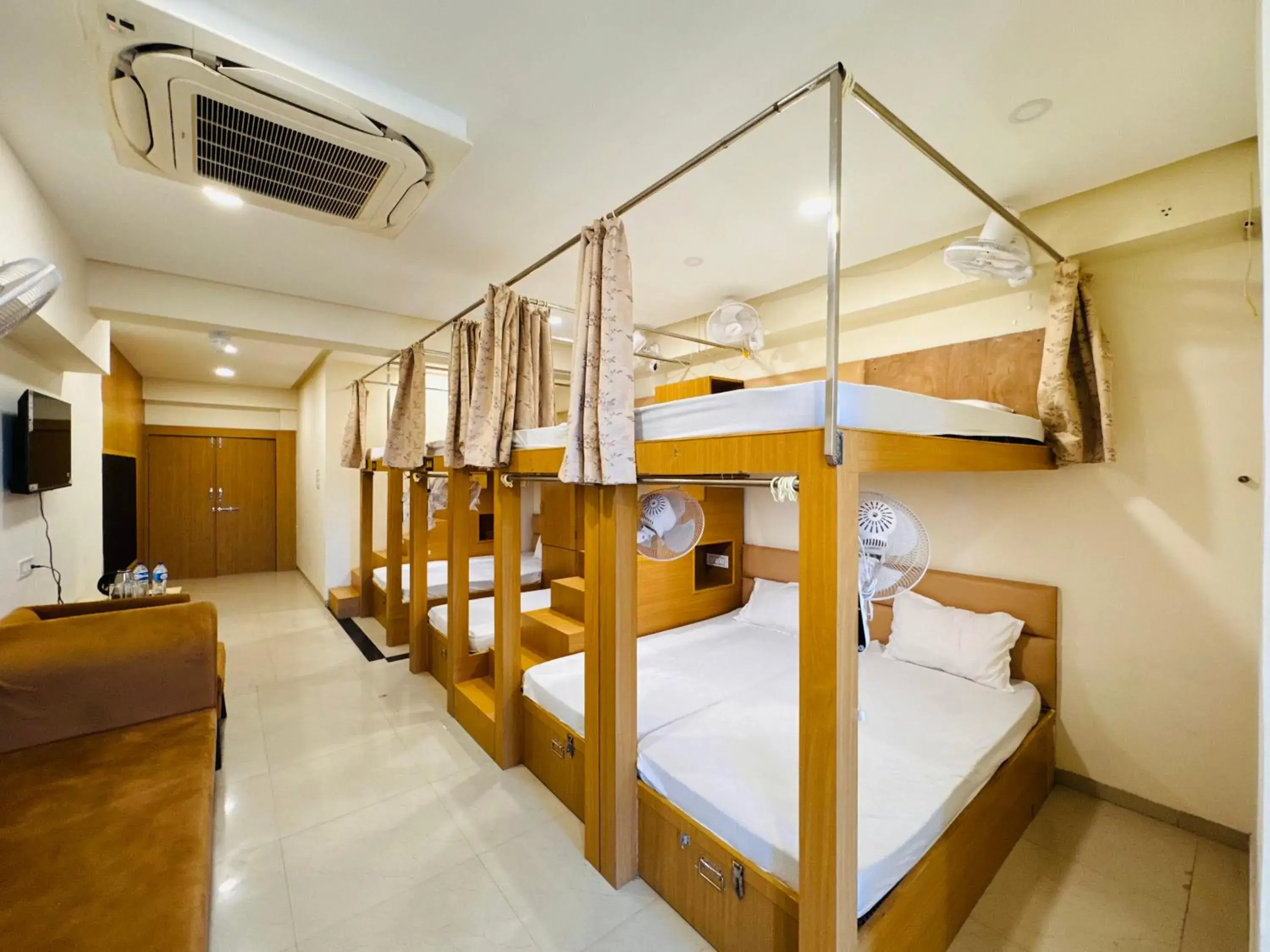 Bed in Hotel Shivlok Bed in Hotel Shivlok