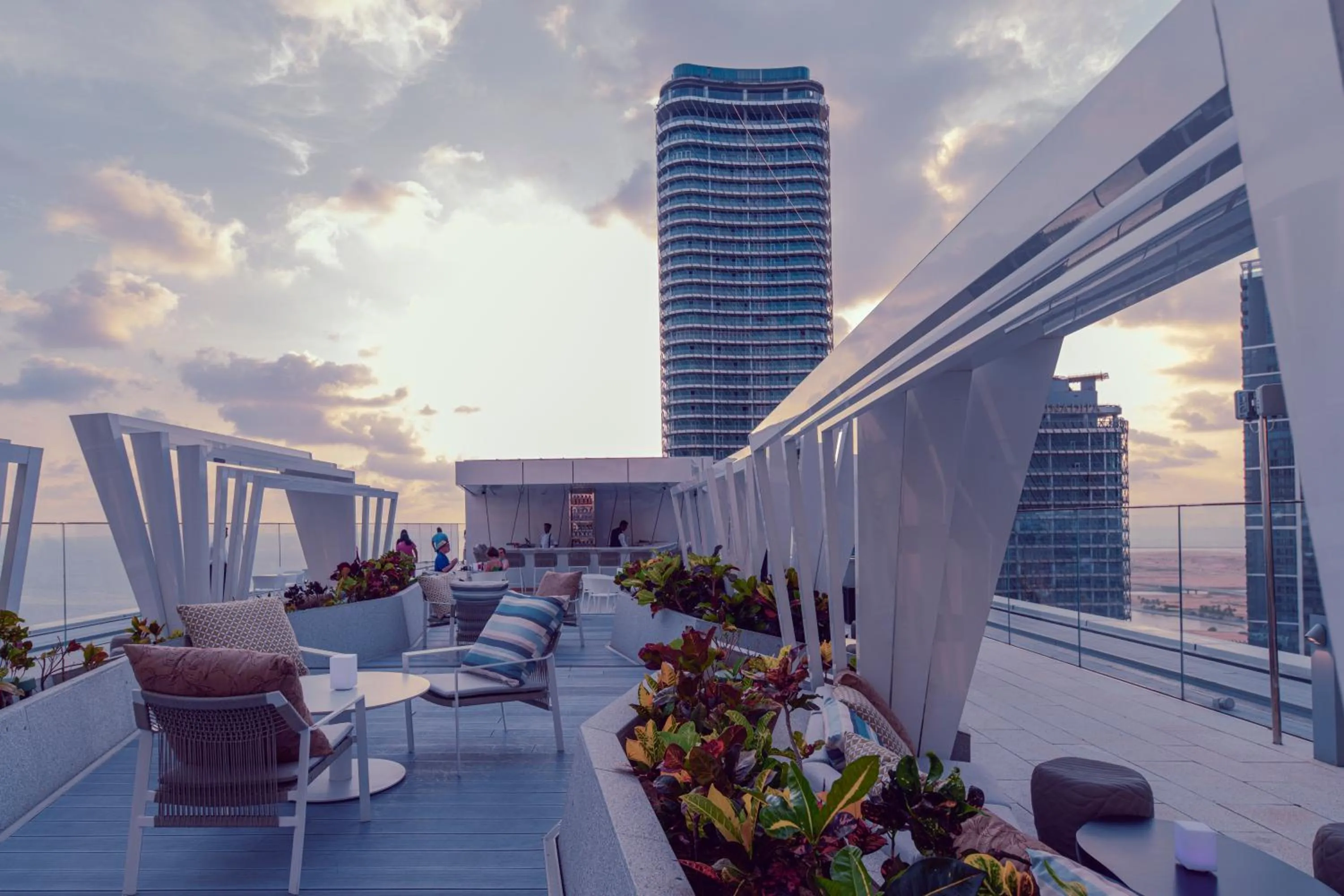 Restaurant/places to eat in Cinnamon Life at City of Dreams