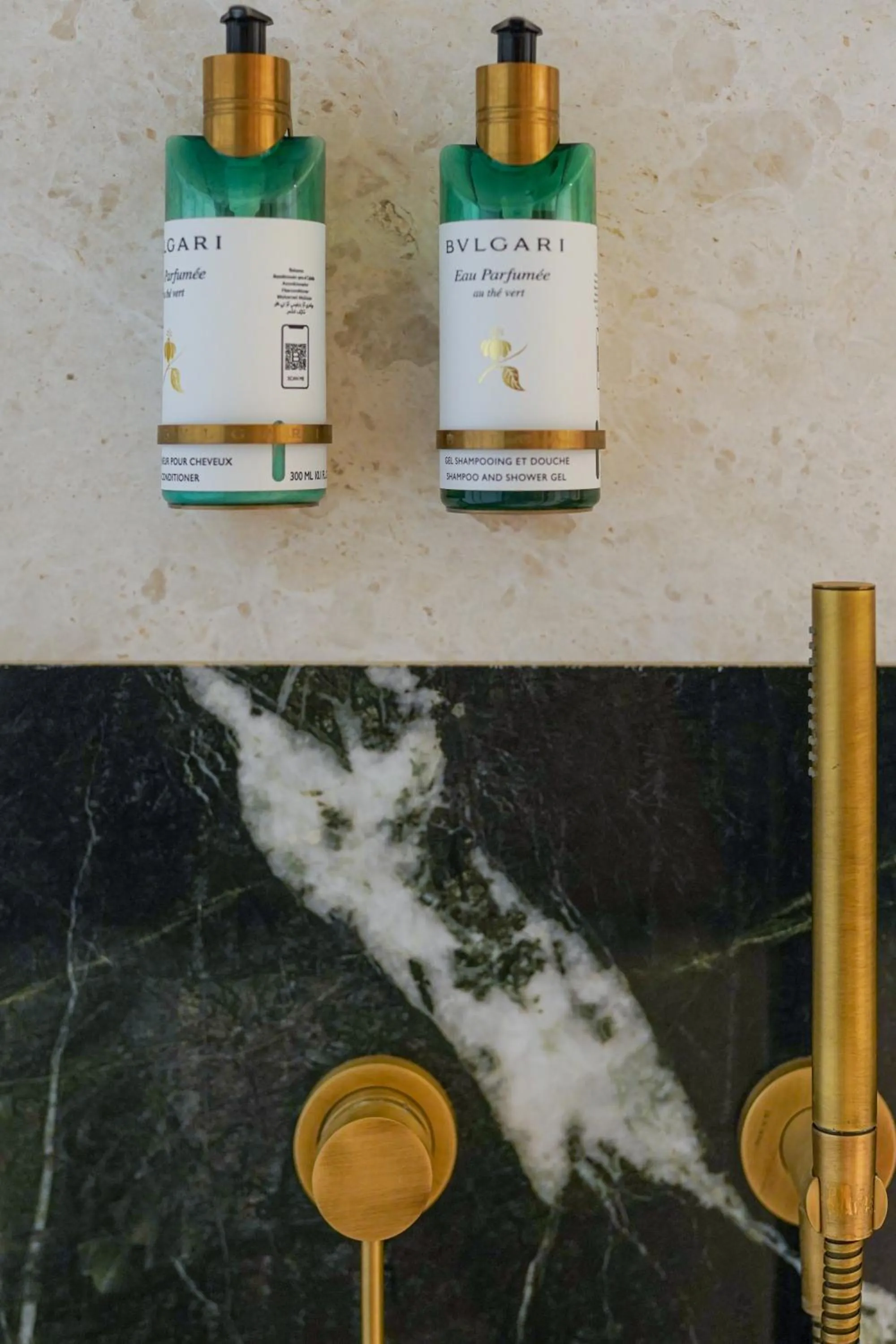 Shower in Anthology of Athens, The Leading Hotels of the World