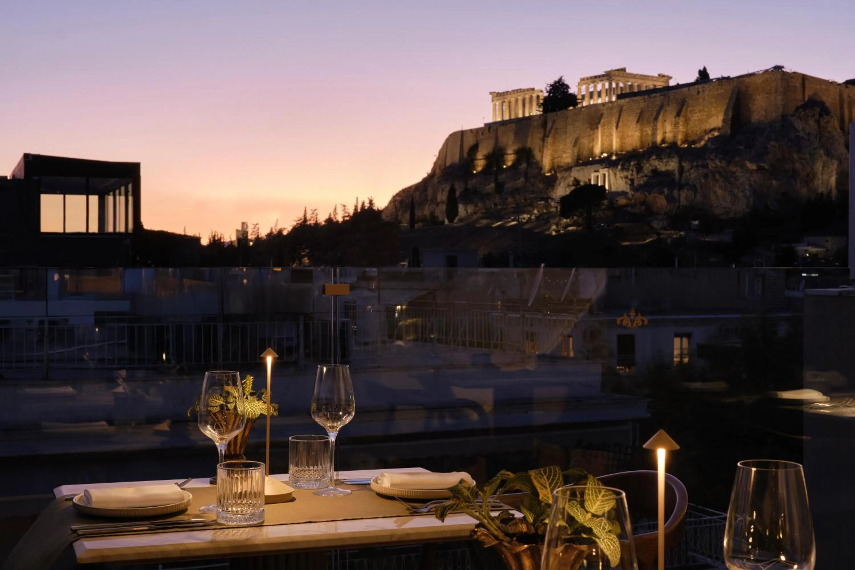 Food and drinks in Anthology of Athens, The Leading Hotels of the World