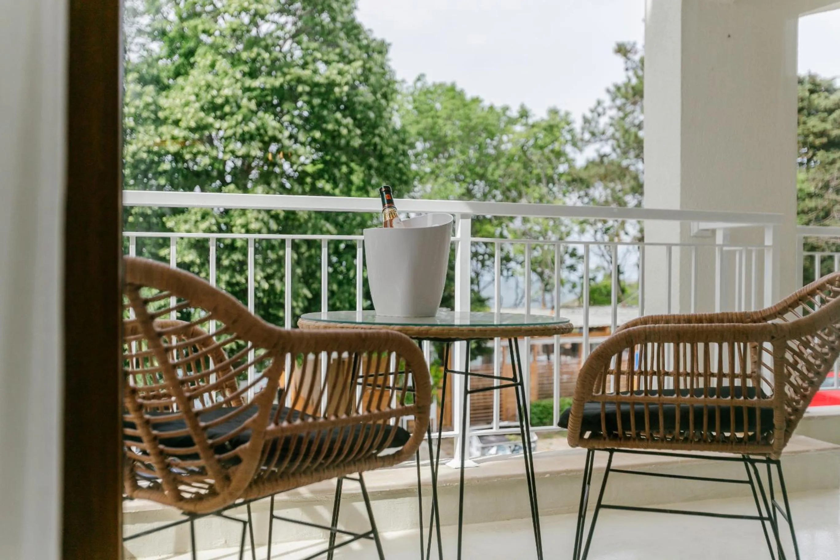 Day in PARADISE Bay Hotel