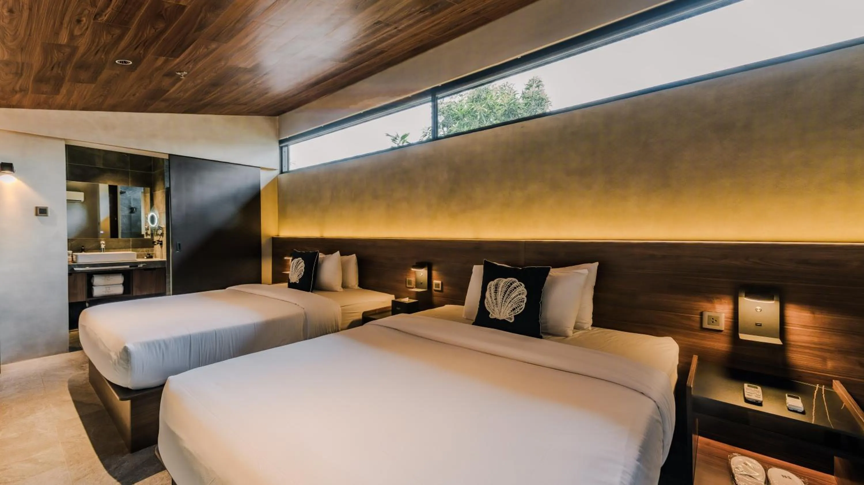 Bed in Piece Lio from Japan Managed by H Hospitality Group