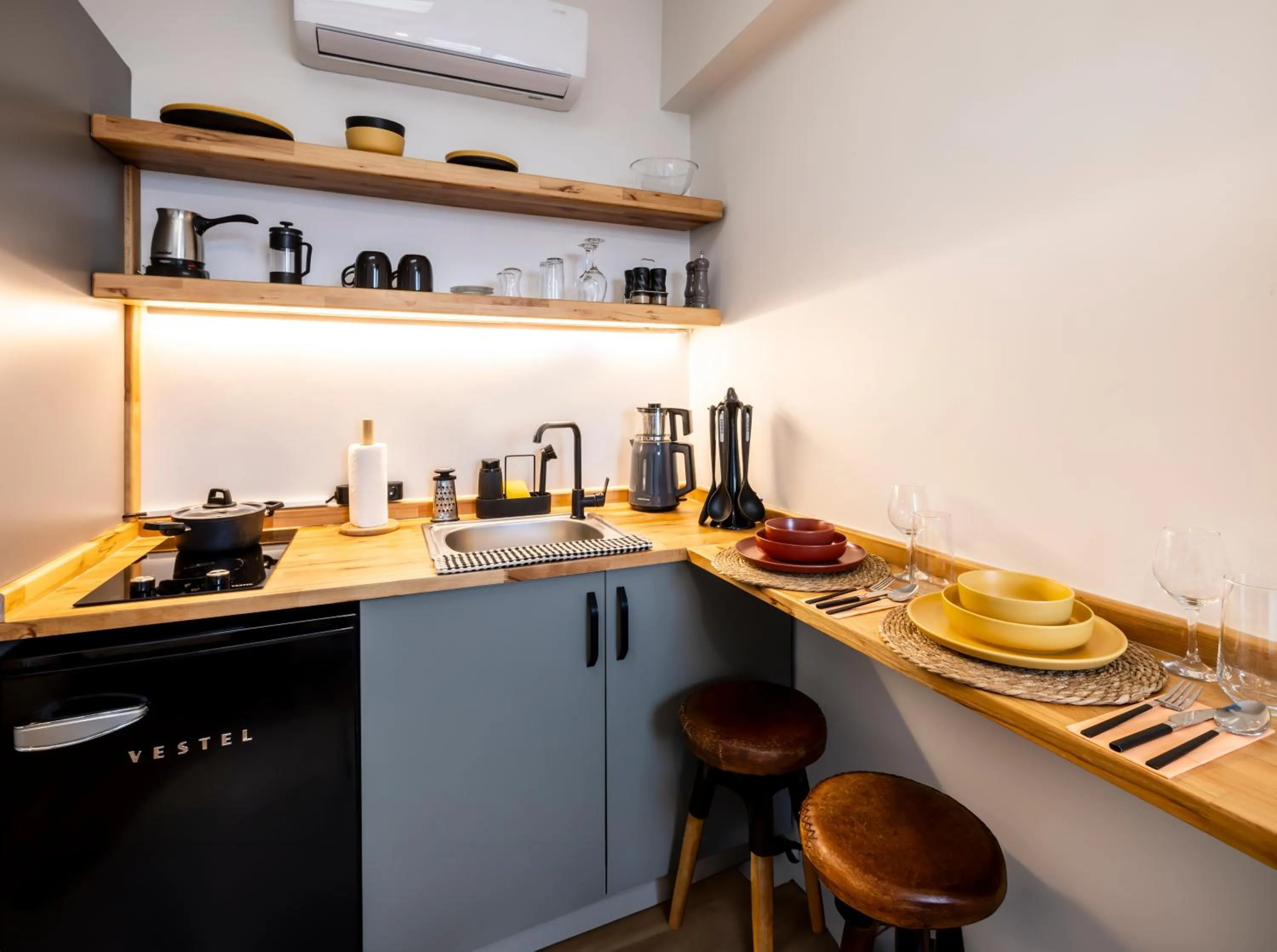 Coffee/tea facilities in Mariposa Rooms Taksim
