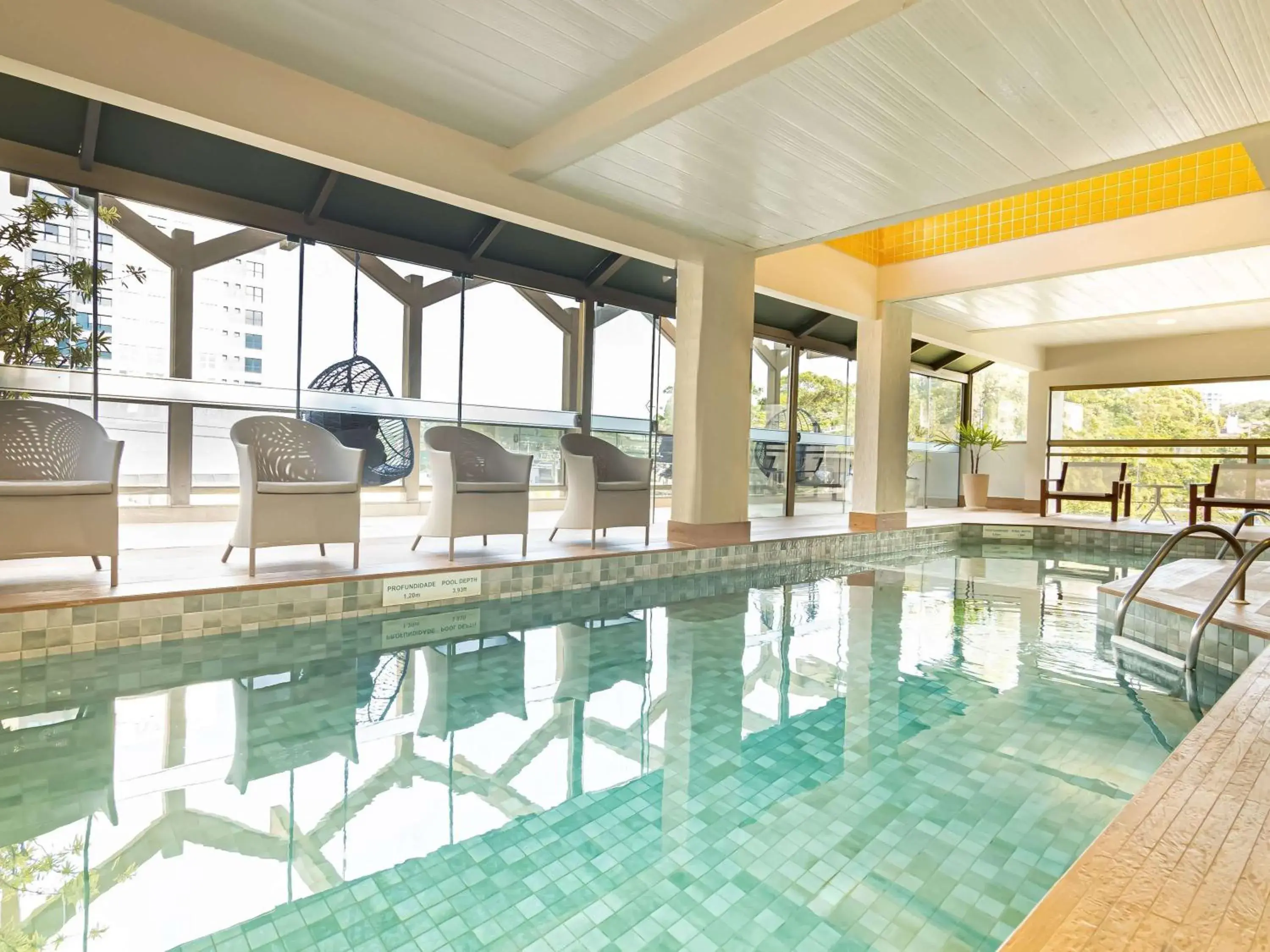 Pool view in Mercure Florianópolis Pool view in Mercure Florianópolis