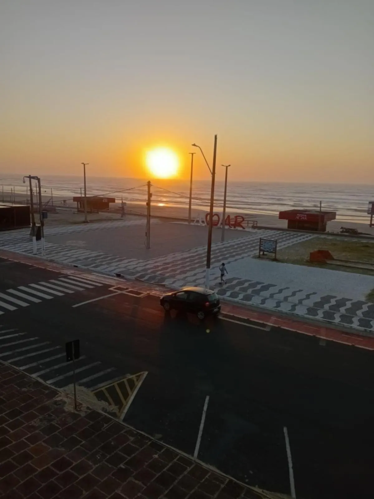 Apartamento Vista para Beira-Mar e Calçadão centro de Tramandaí