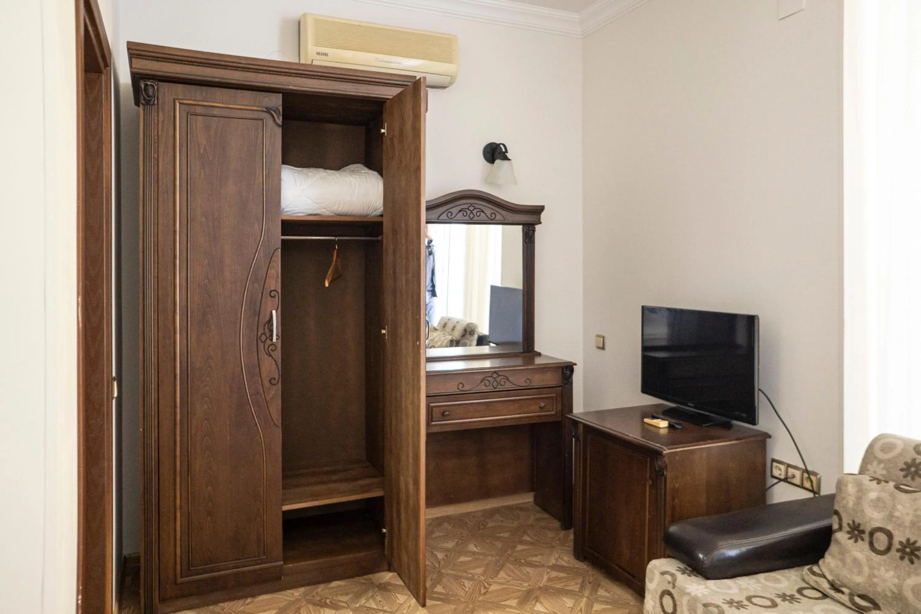 Hotel Cameo
