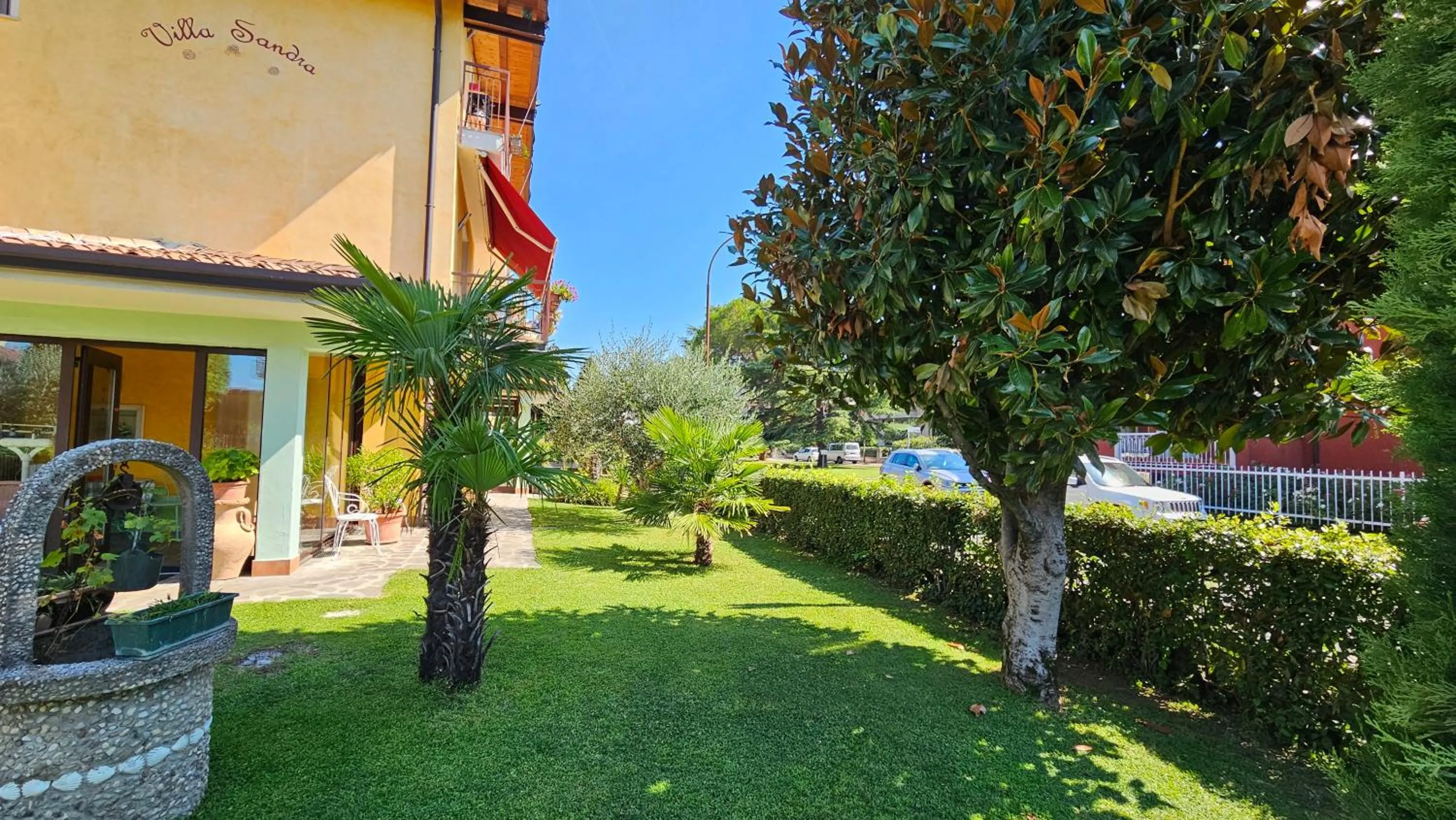 Property building in B&B Sandra