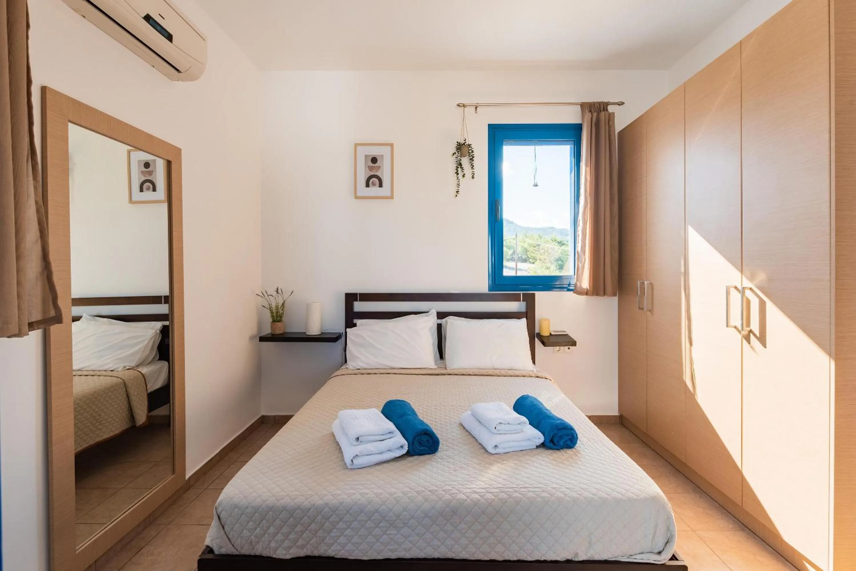 Bed in Blue Sea Villa