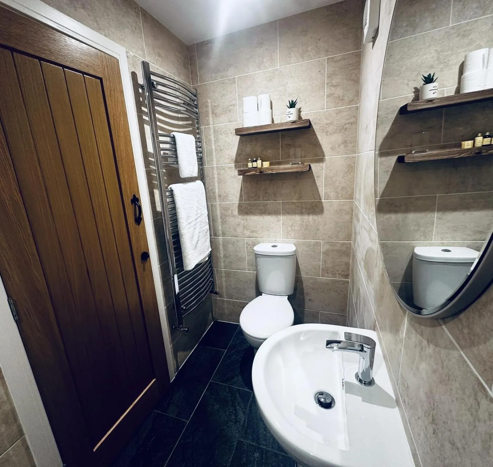 Bathroom in The Red Lion