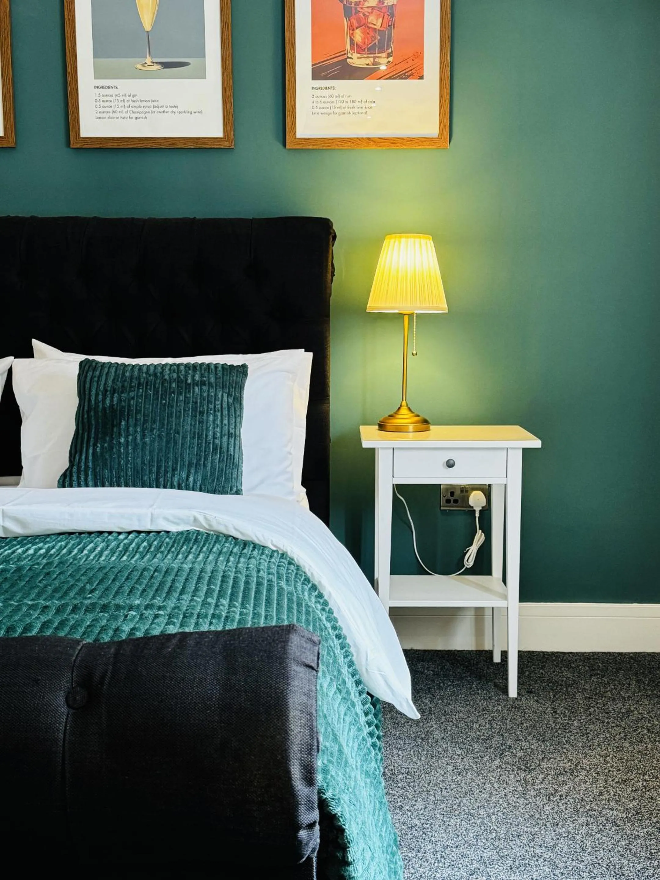 Bedroom, Bed in The Red Lion