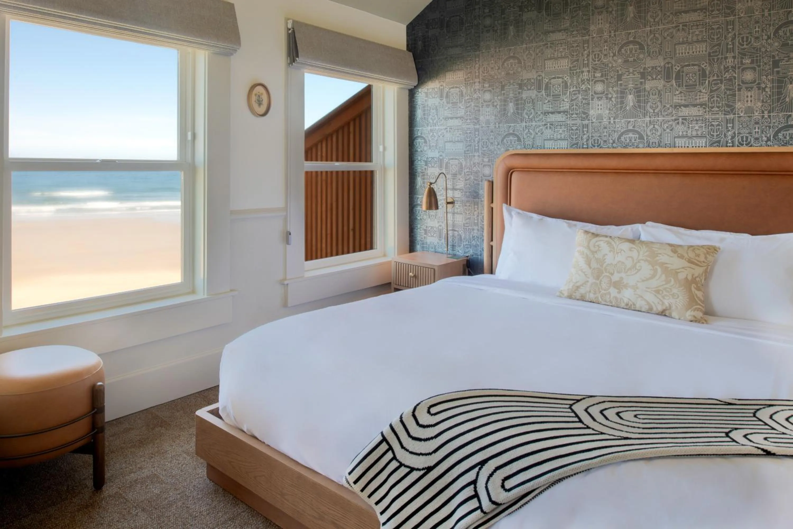 Deluxe King Suite in Hotel Sylvia