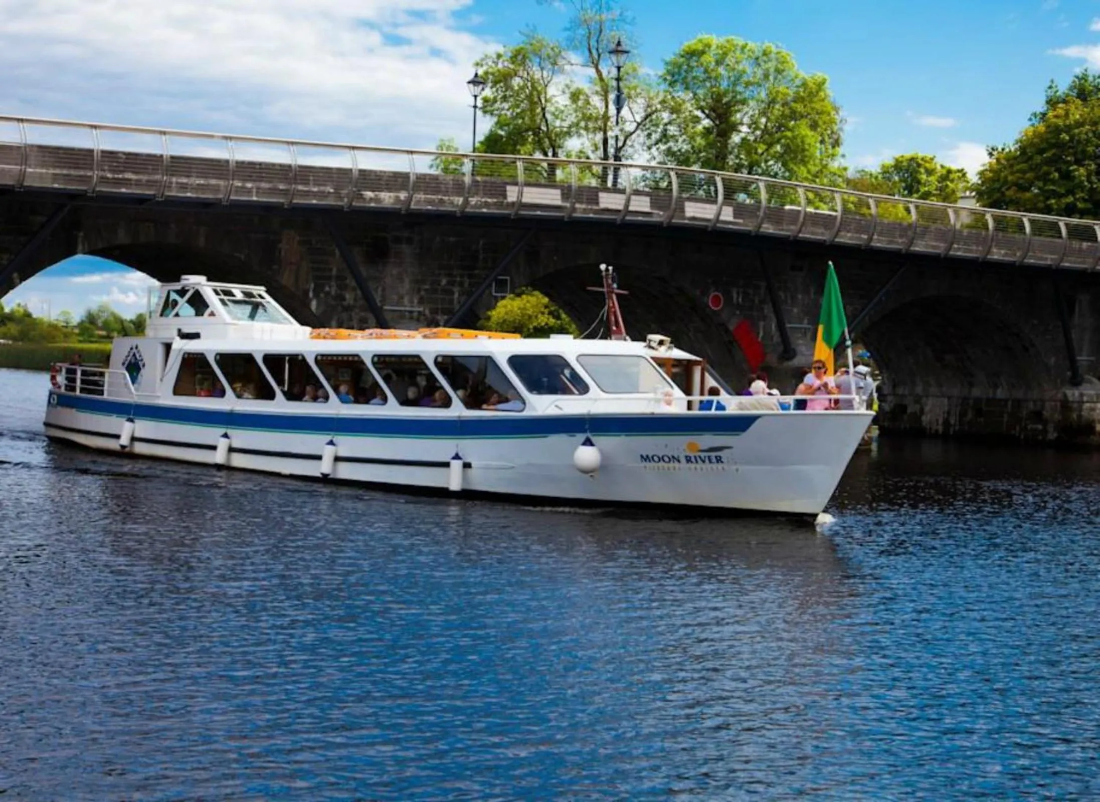 Area and facilities in Carrick Plaza Suites and Apartments