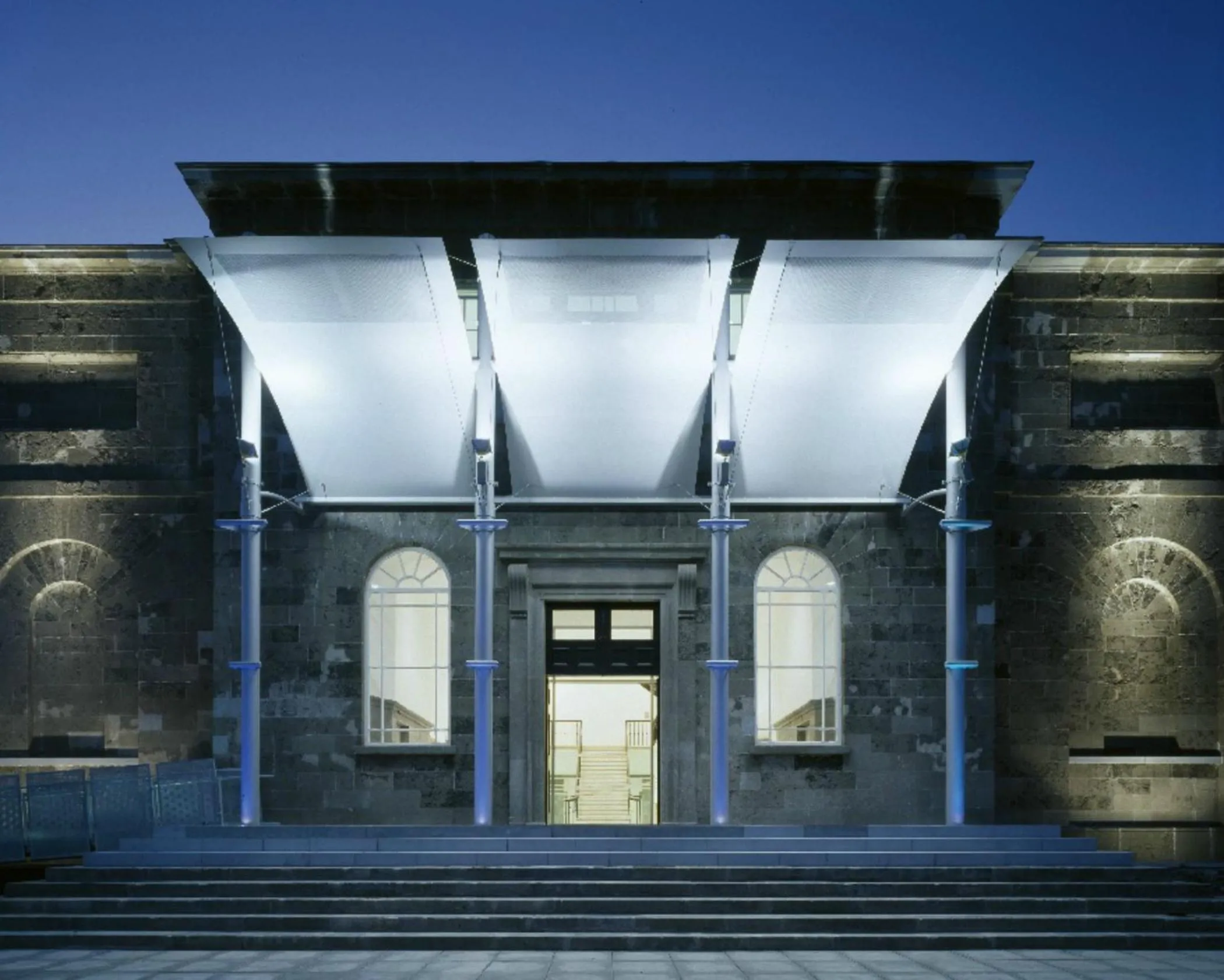 Area and facilities in Carrick Plaza Suites and Apartments