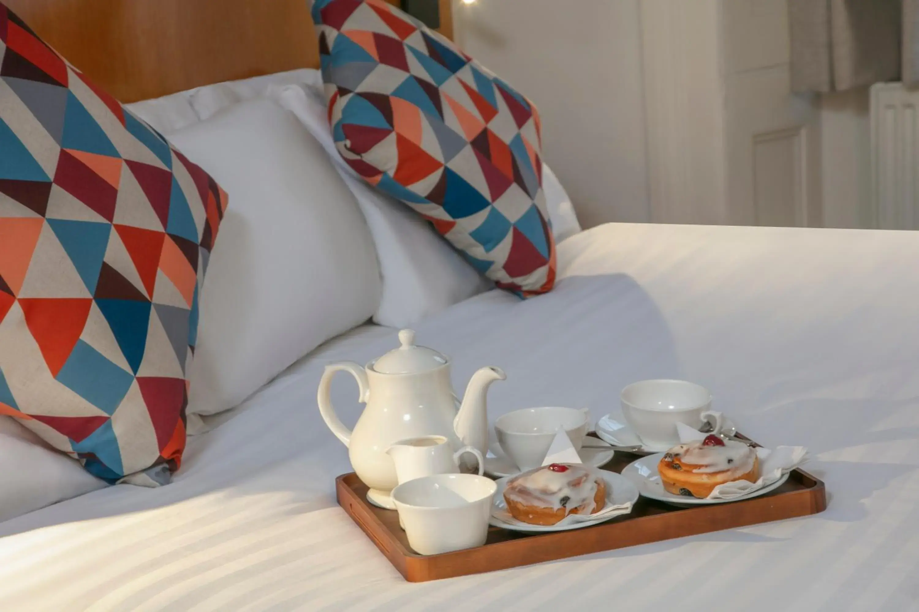 Bedroom, Bed in Queensway Hotel, Sure Hotel Collection by Best Western Bedroom, Bed in Queensway Hotel, Sure Hotel Collection by Best Western