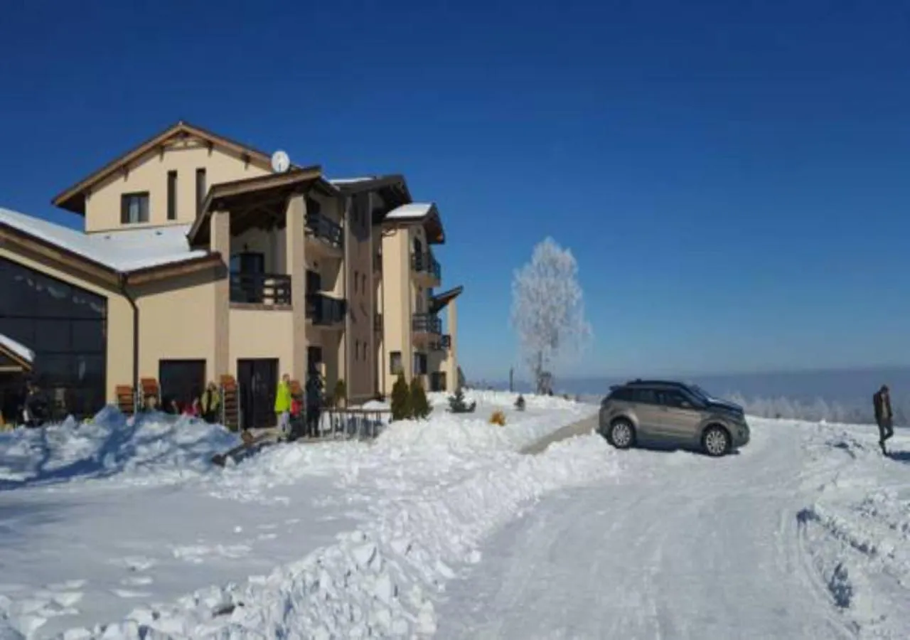Facade/entrance in Pensiunea Poiana Viselor
