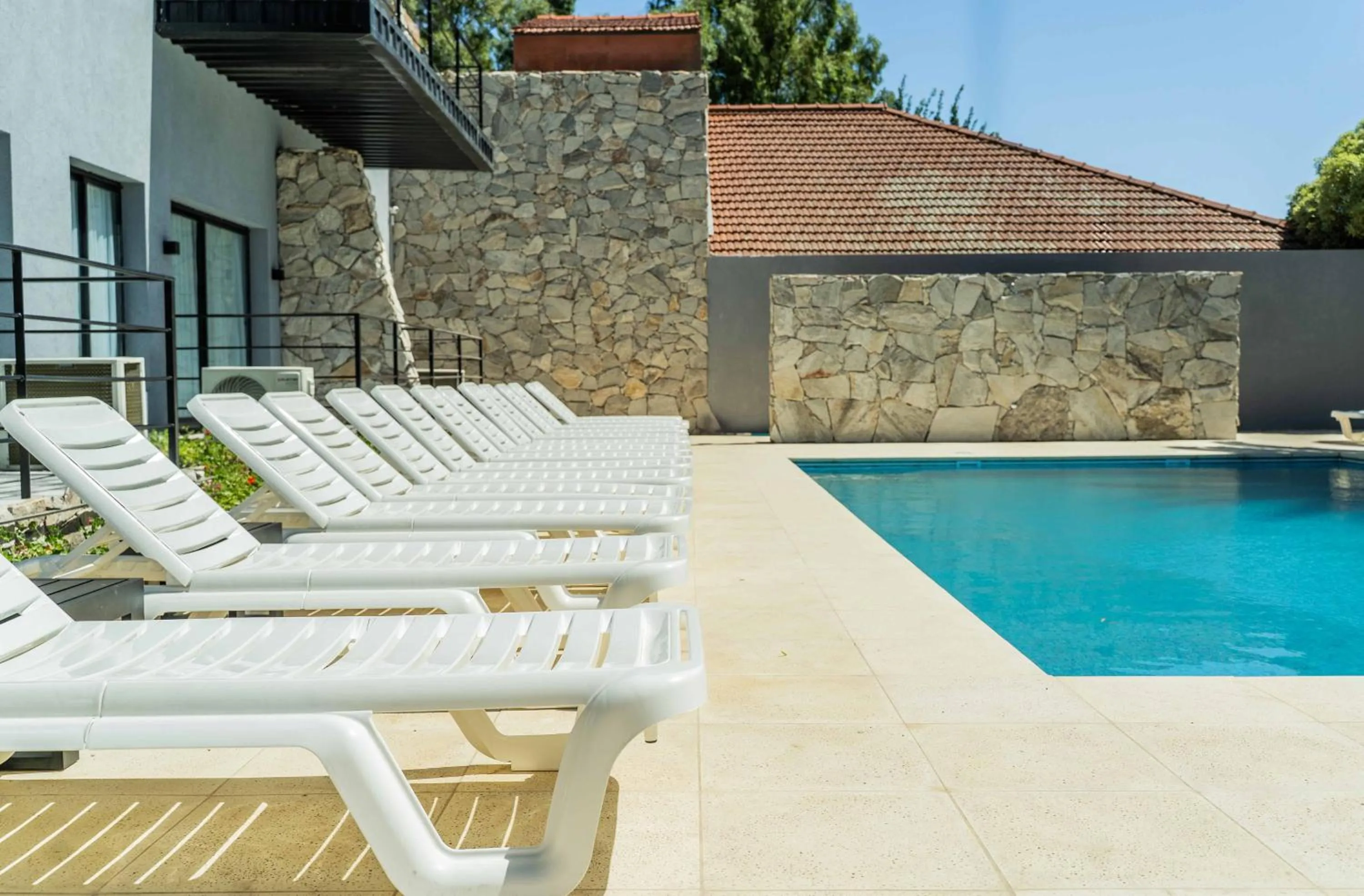 Patio in Palmas de la Laguna by Posada Suiza