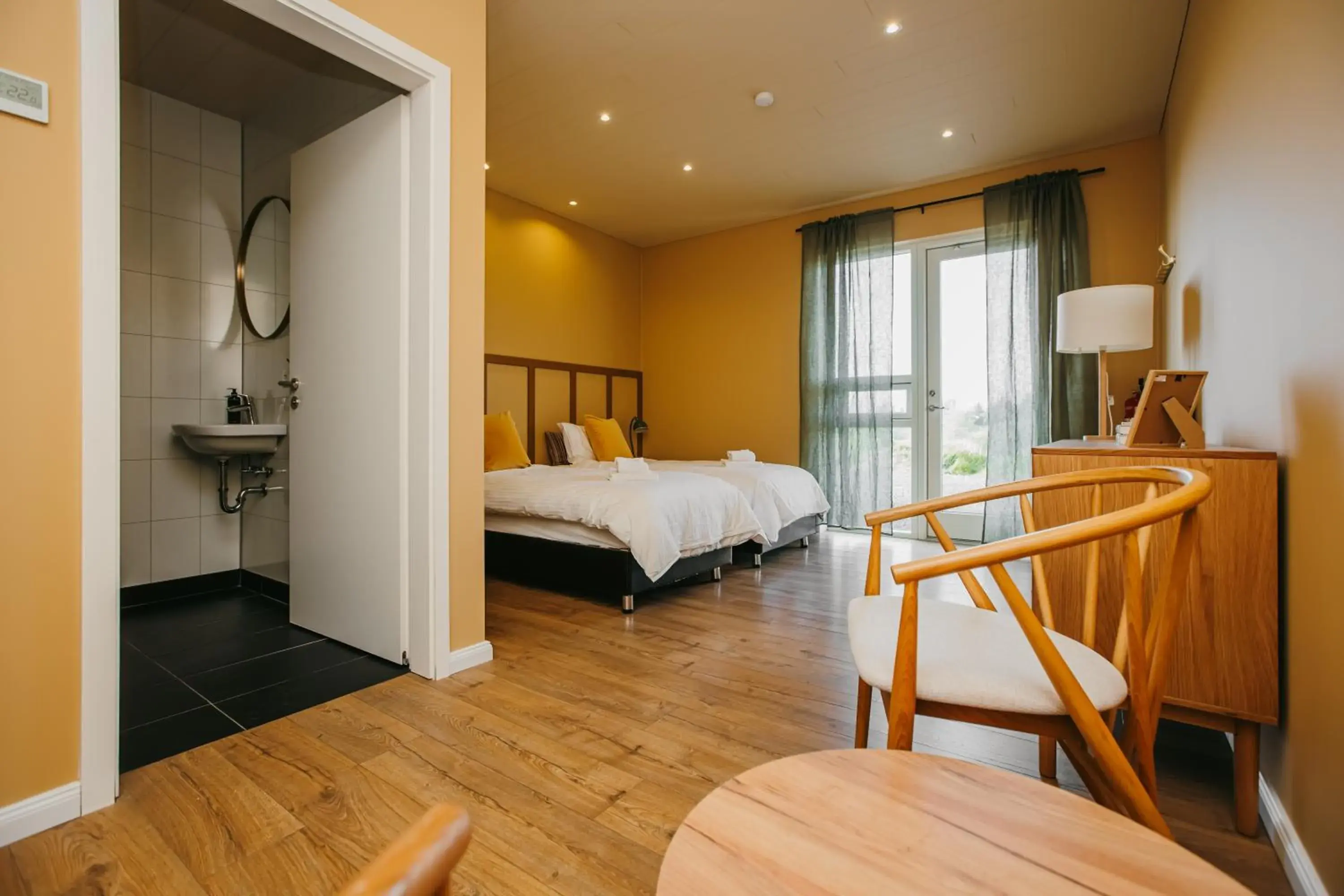 Double or Twin Room with Private Bathroom in The Hill Guesthouse Double or Twin Room with Private Bathroom in The Hill Guesthouse