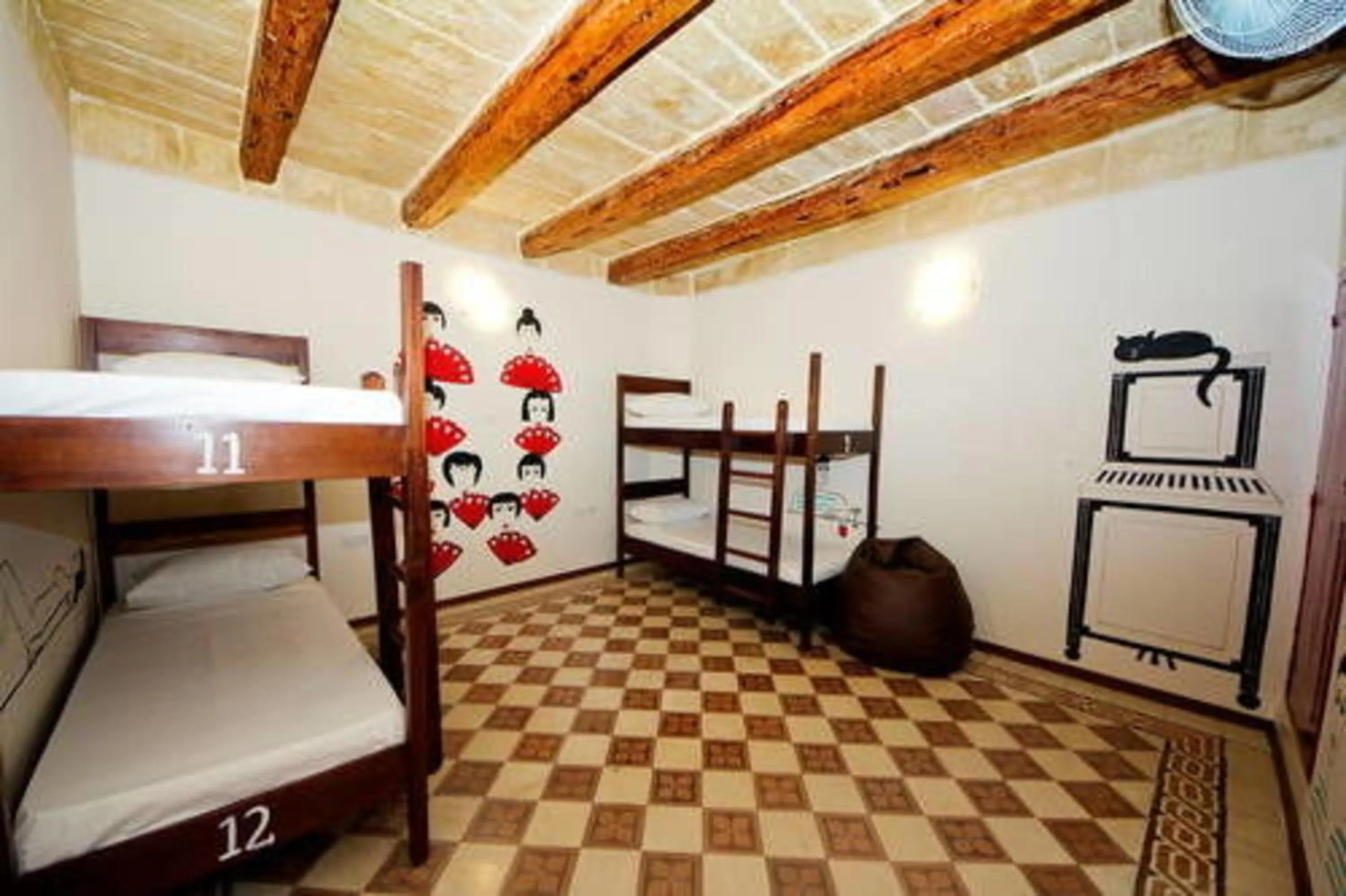 Dormitory shared hostel by Vallettastay