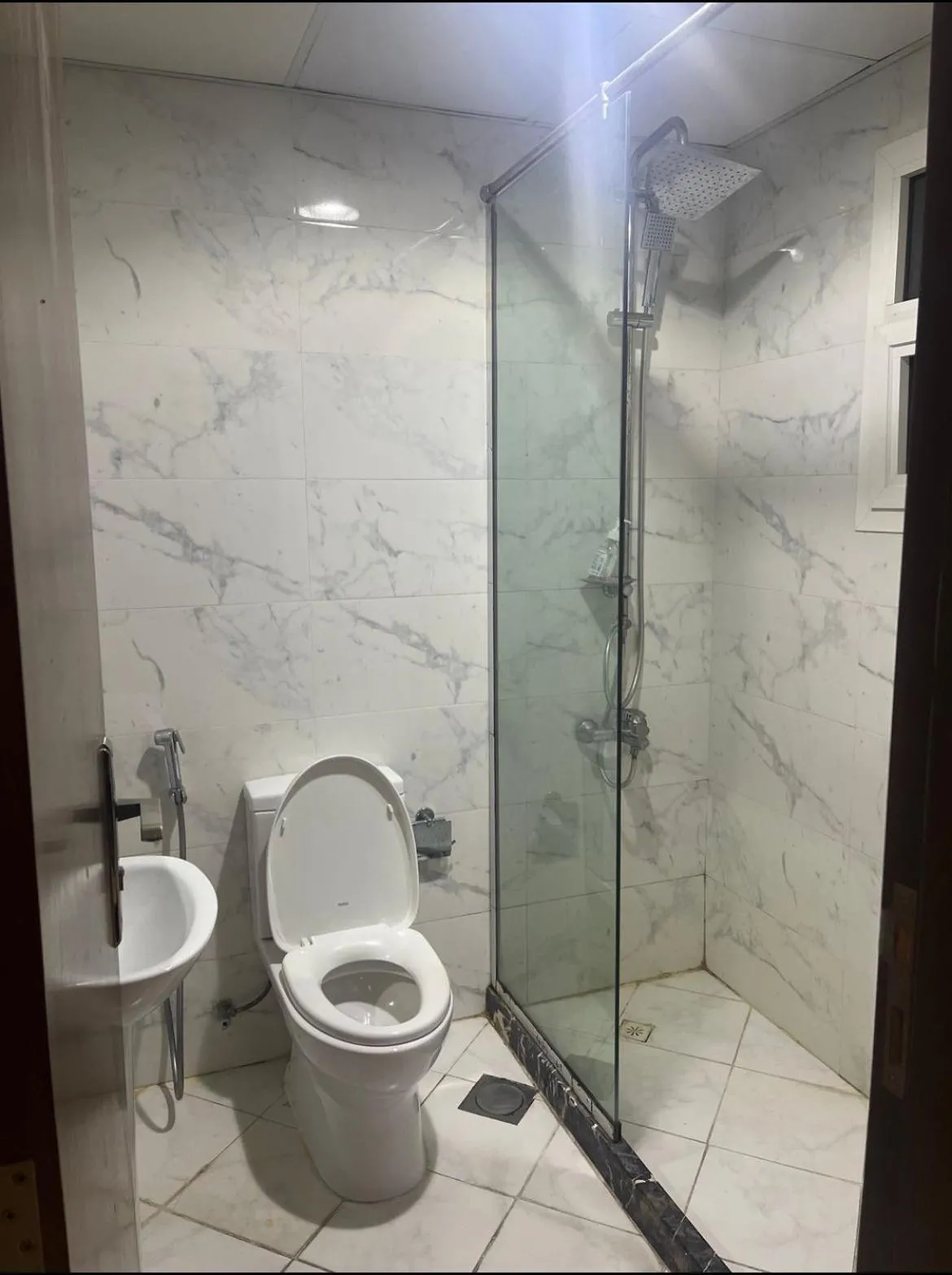 Bathroom in Oasis tower family apartment 2302