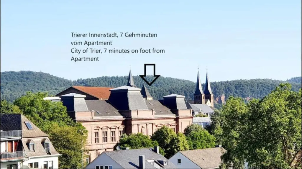 Cozy Central Apartment