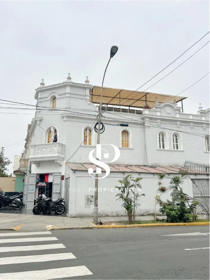 Property building in Casa Águila y Cóndor Miraflores