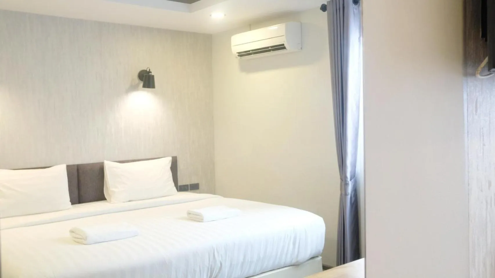 Bed in Peppery Hills