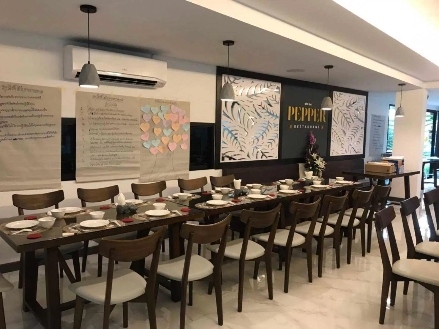 Restaurant/places to eat in Peppery Hills