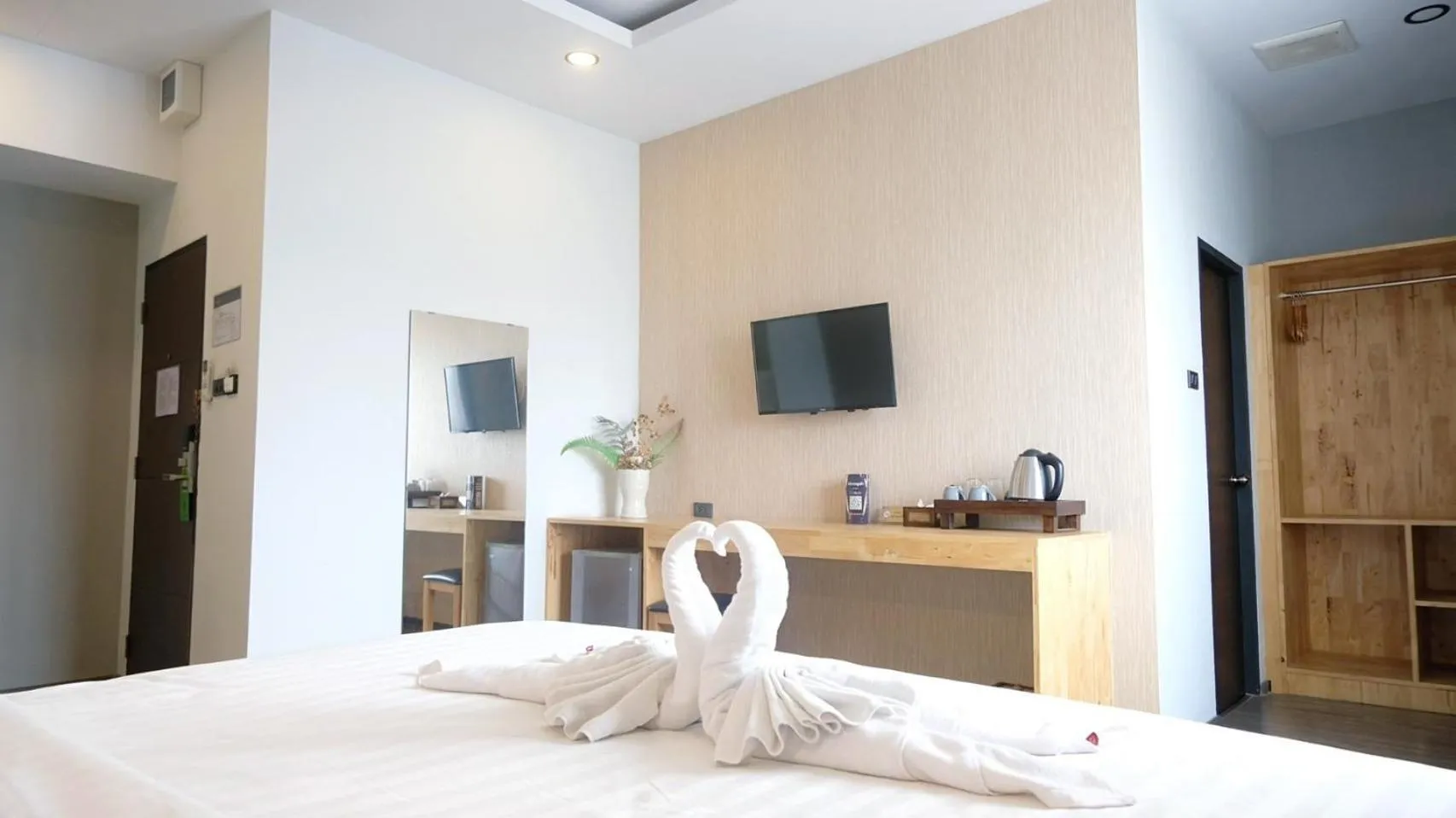 Bed in Peppery Hills