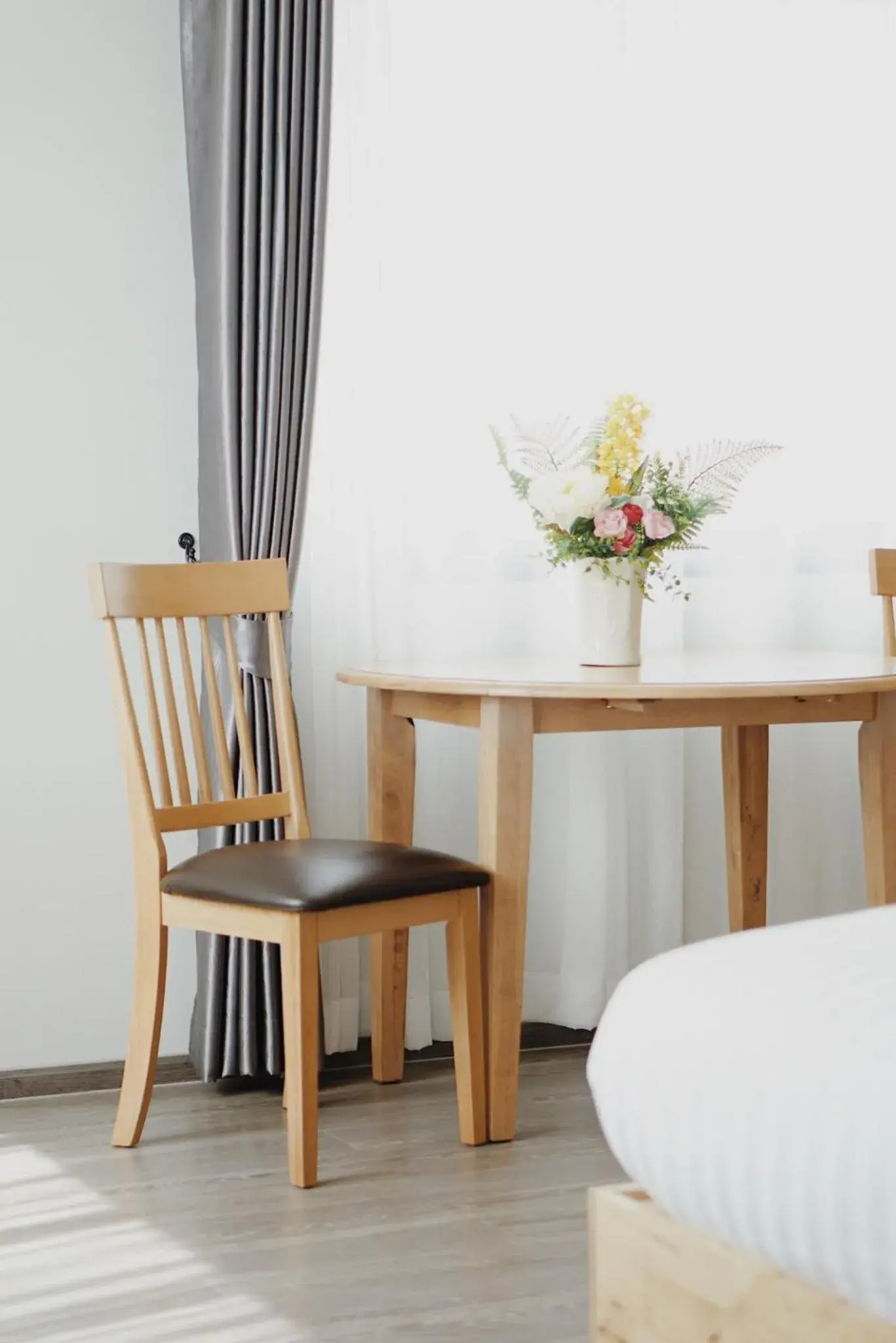 Photo of the whole room in Peppery Hills Photo of the whole room in Peppery Hills