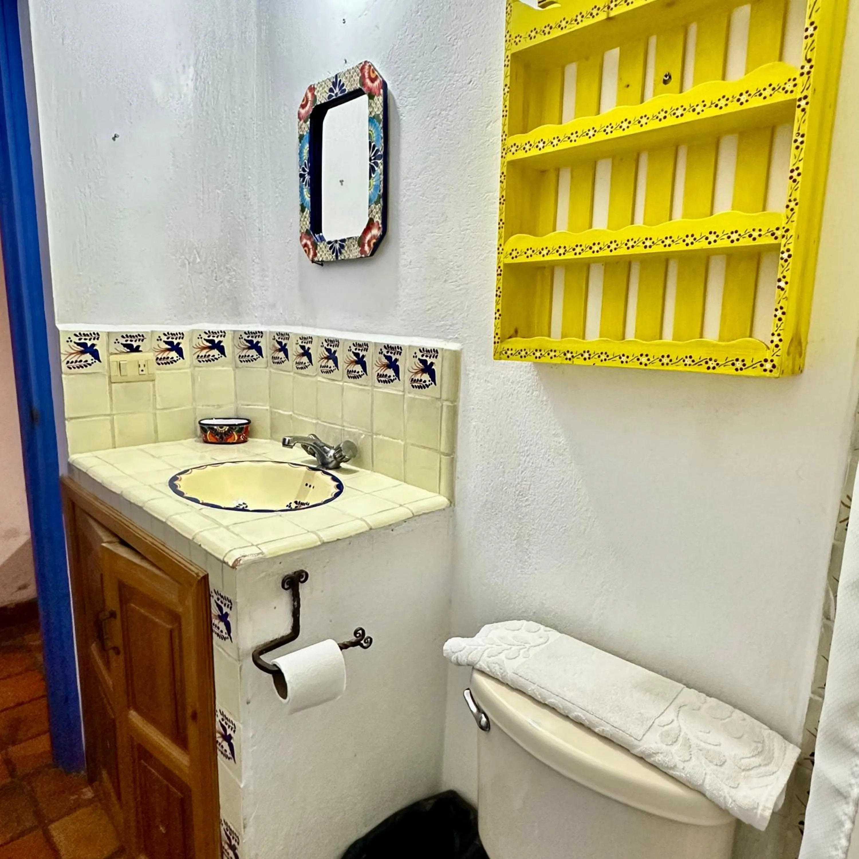 Bathroom in La Etelvina Suites