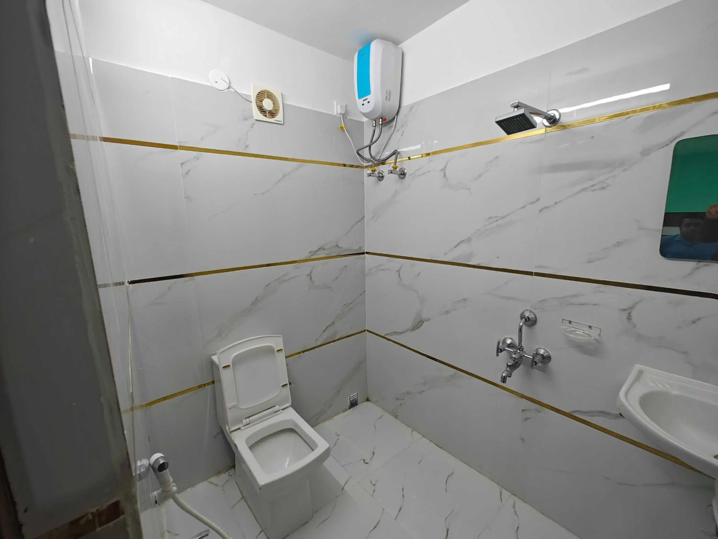 Bathroom in Hotel O Westin Regency Bathroom in Hotel O Westin Regency