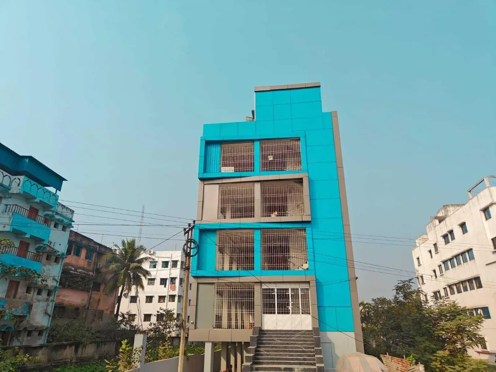 Facade/entrance in Hotel O Westin Regency Facade/entrance in Hotel O Westin Regency