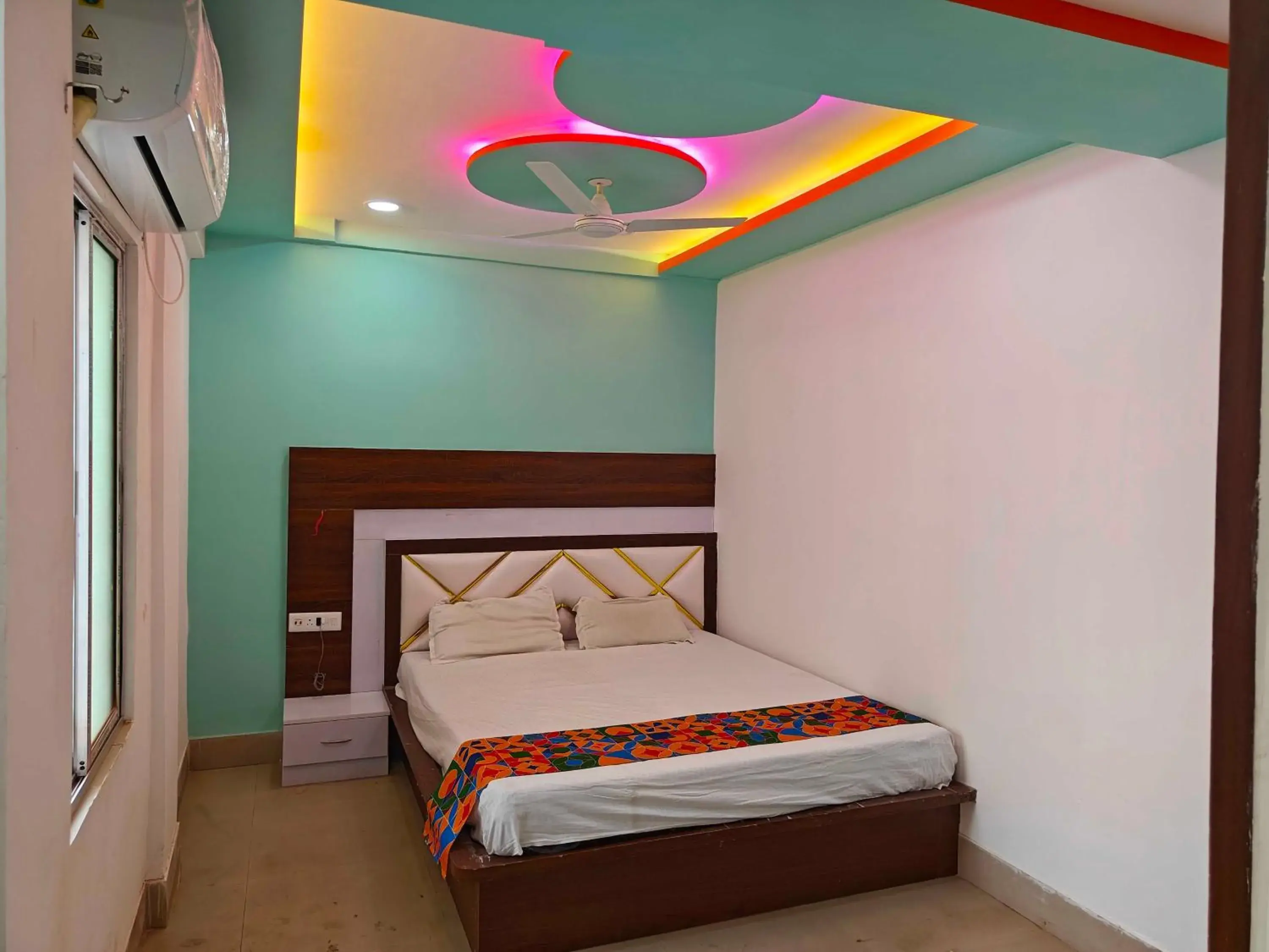 Bedroom, Bed in Hotel O Westin Regency Bedroom, Bed in Hotel O Westin Regency