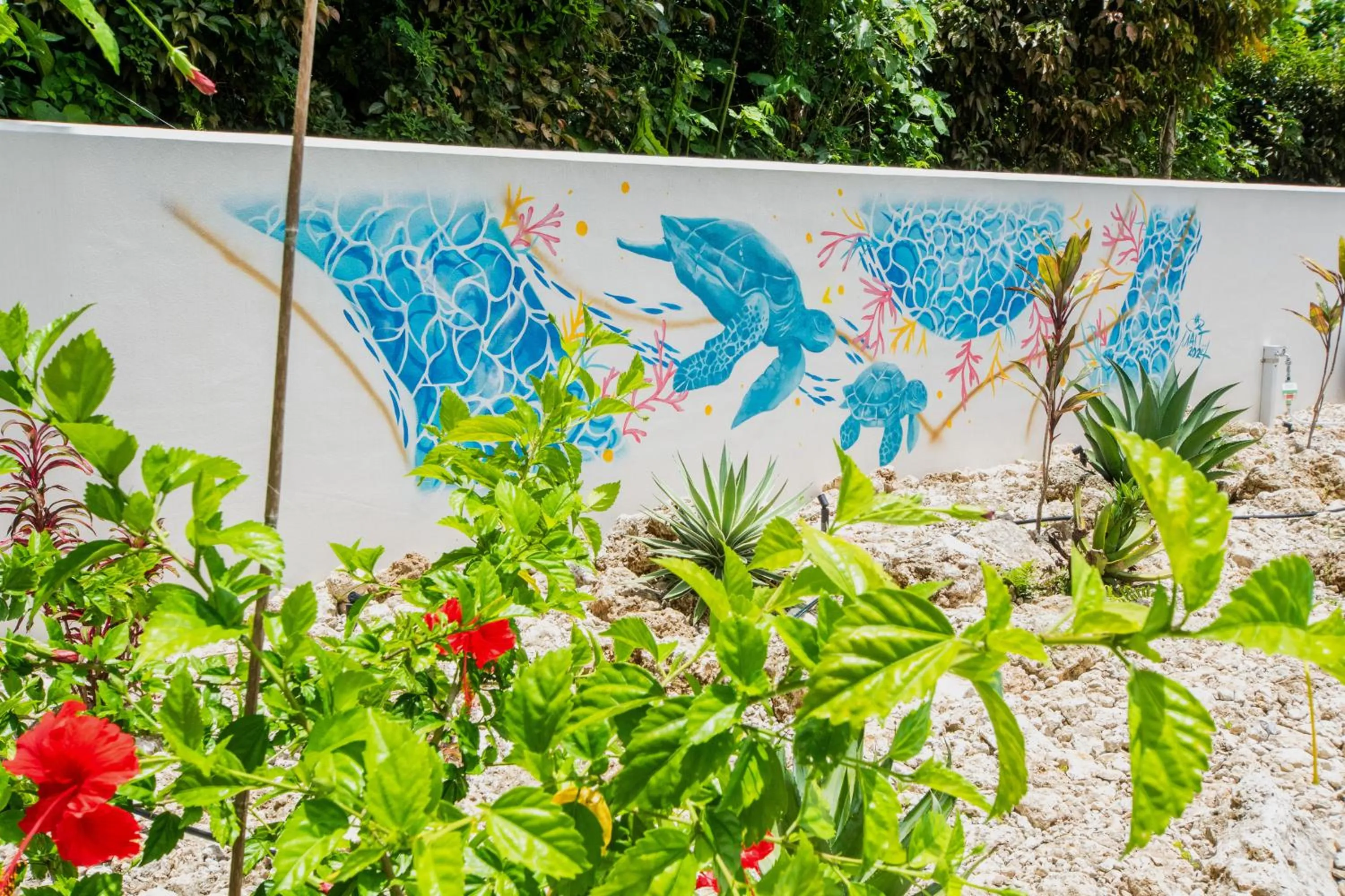 Garden view in pool villa Sanrriott Okinawa Motobu