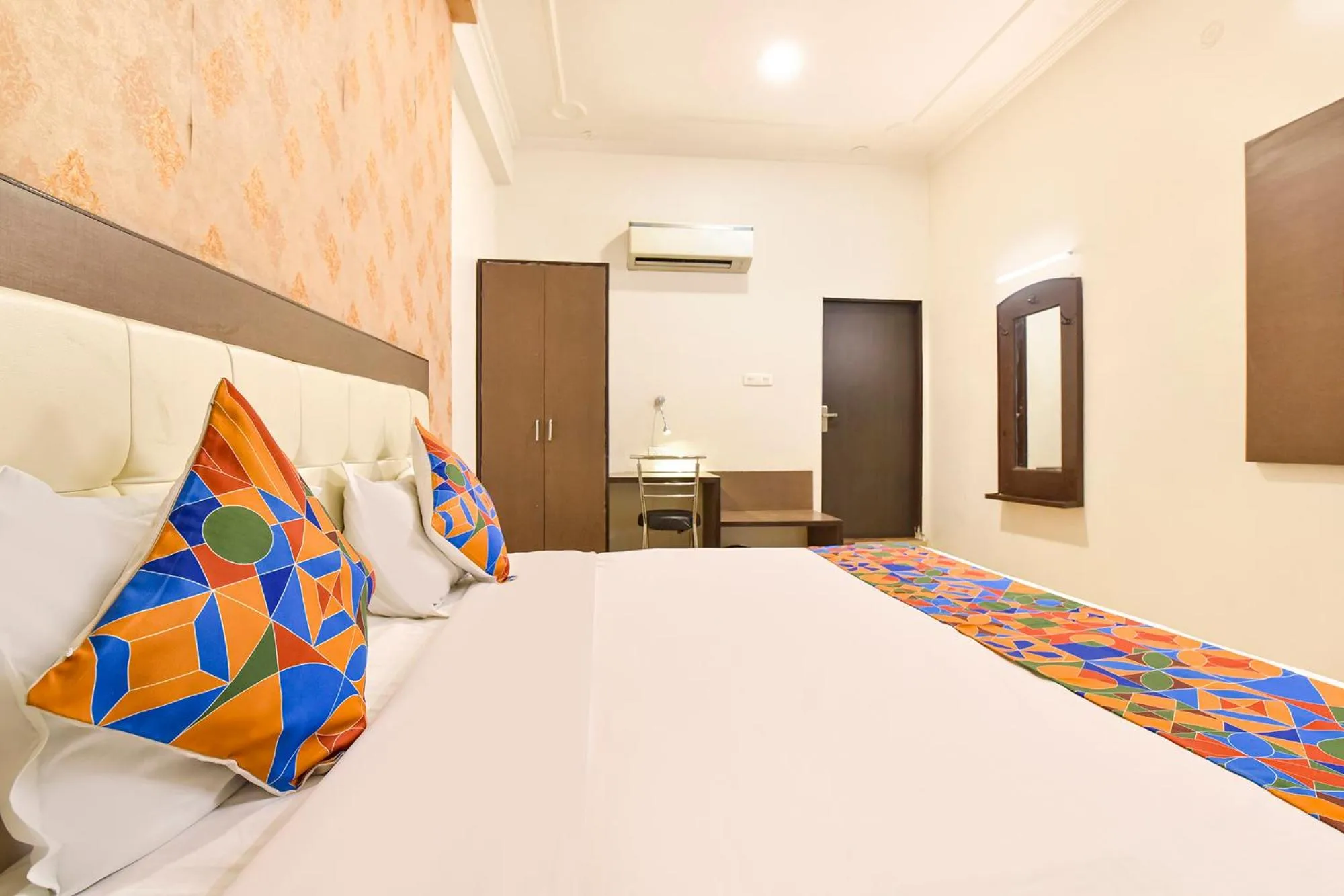 Bed in FabHotel Dream Palace