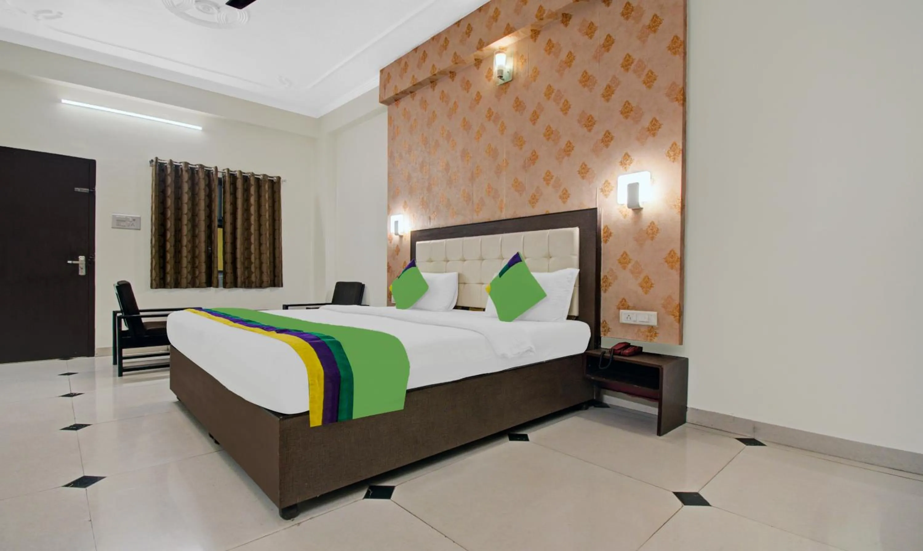 Deluxe Double Room - single occupancy in FabHotel Dream Palace
