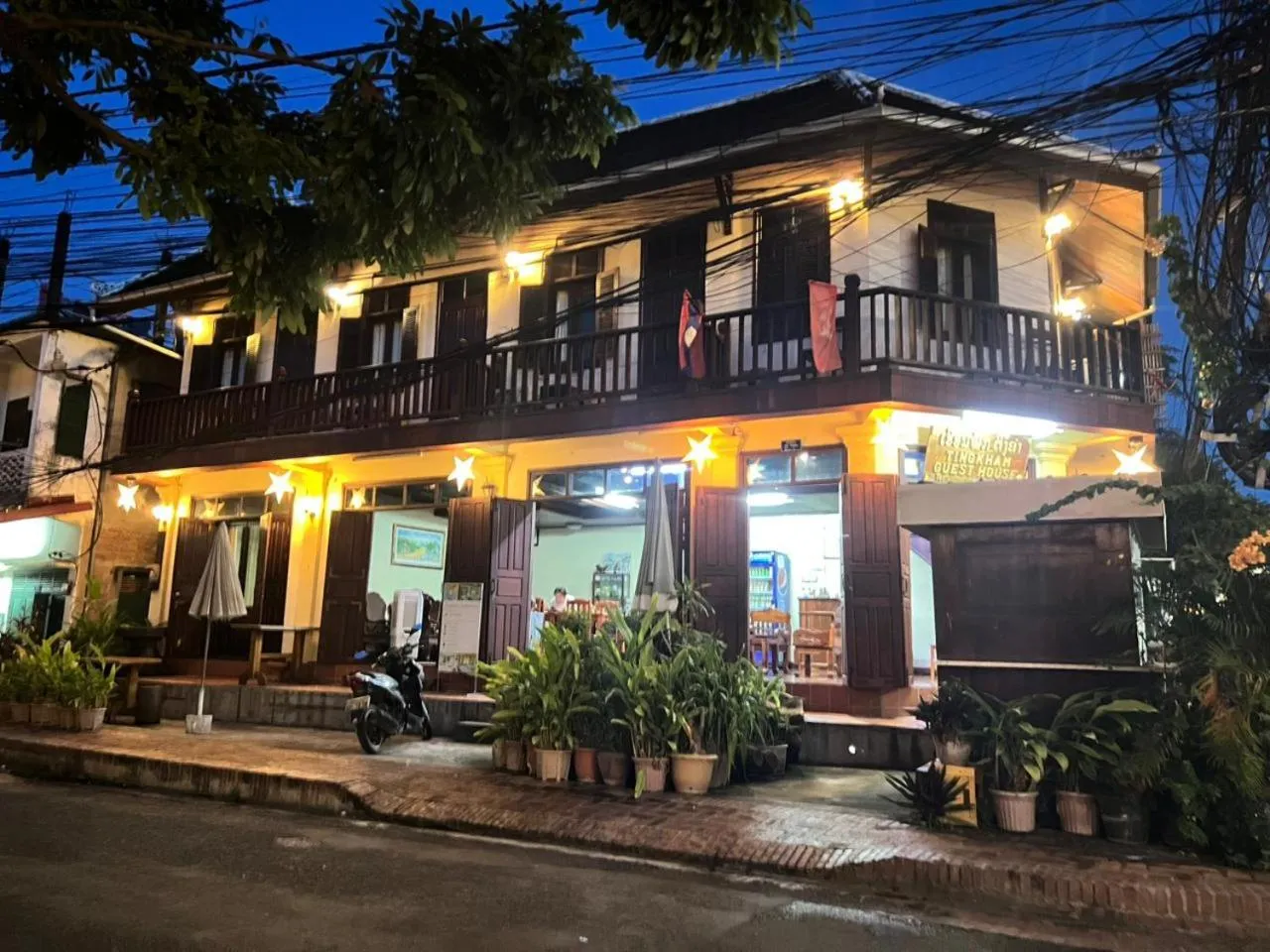 Property building in Tingkham Guesthouse