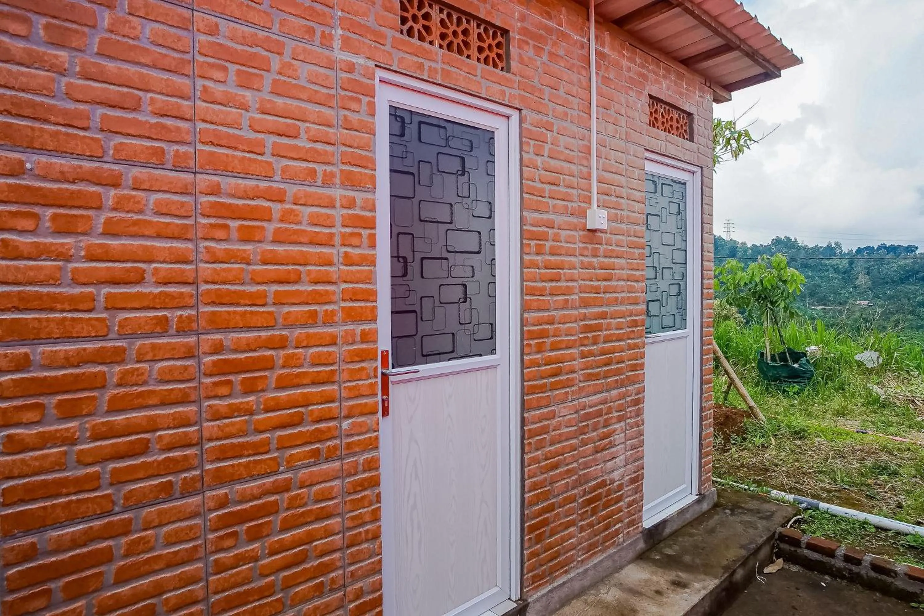 Bathroom in Rainbow Glamping