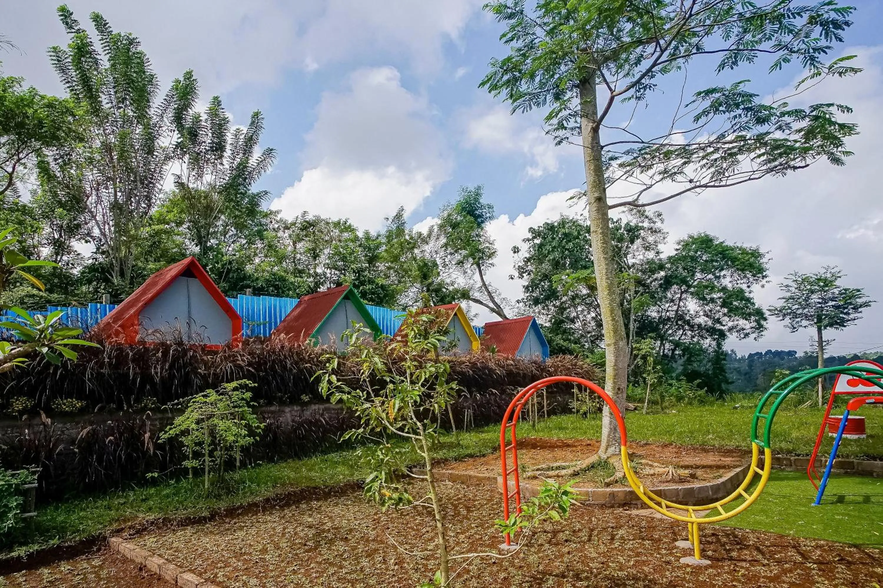 Facade/entrance in Rainbow Glamping