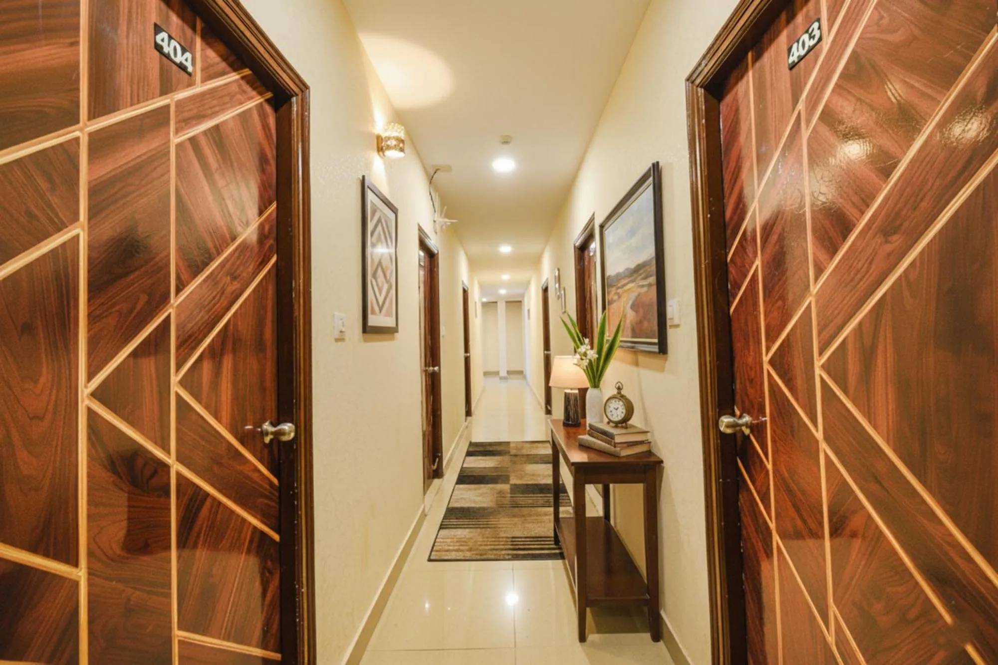 Lobby or reception in FabHotel Yogeshwara Grand - Nr Hyderabad International Airport, Shamshabad