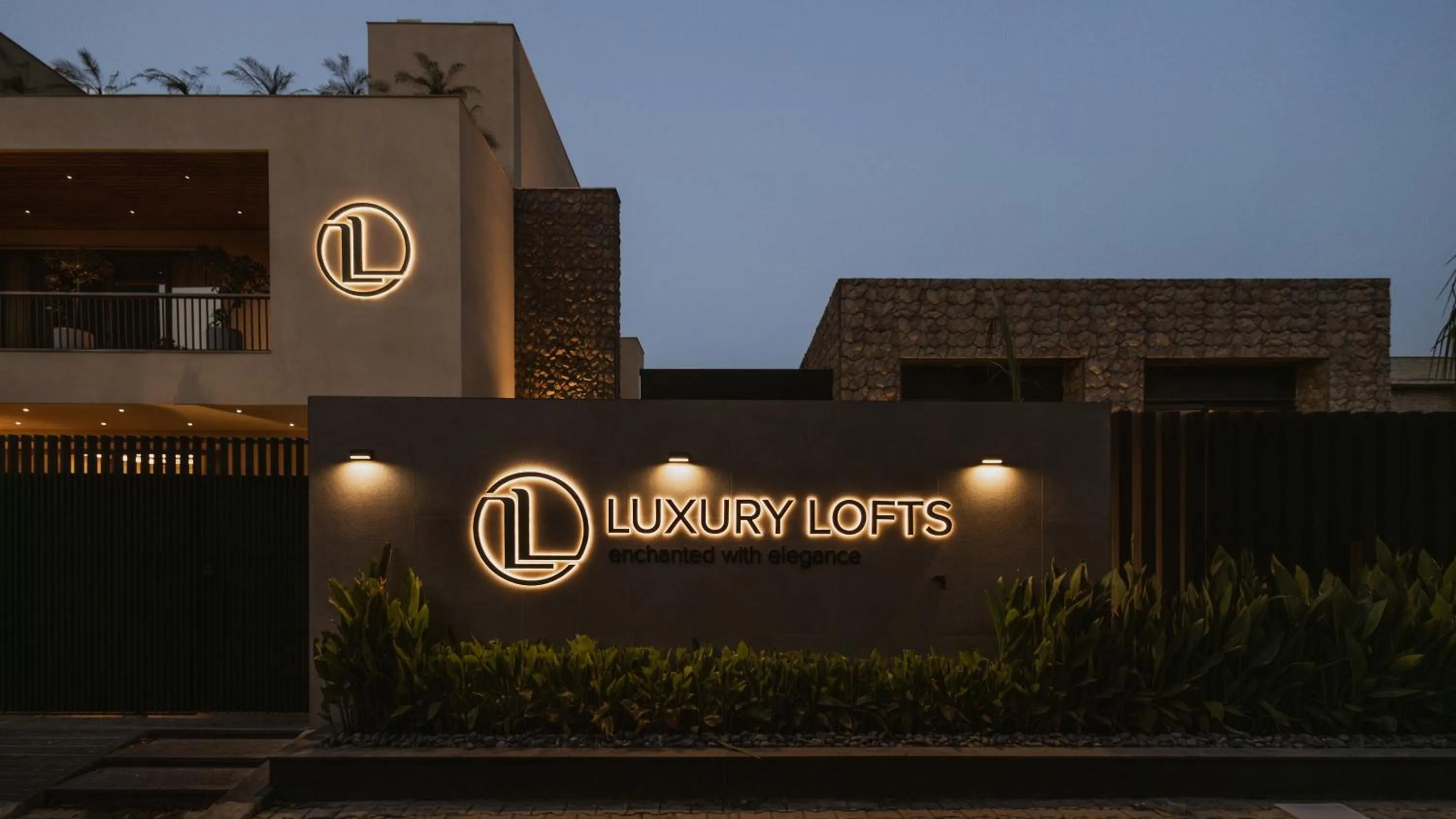 Property building in Luxury Lofts