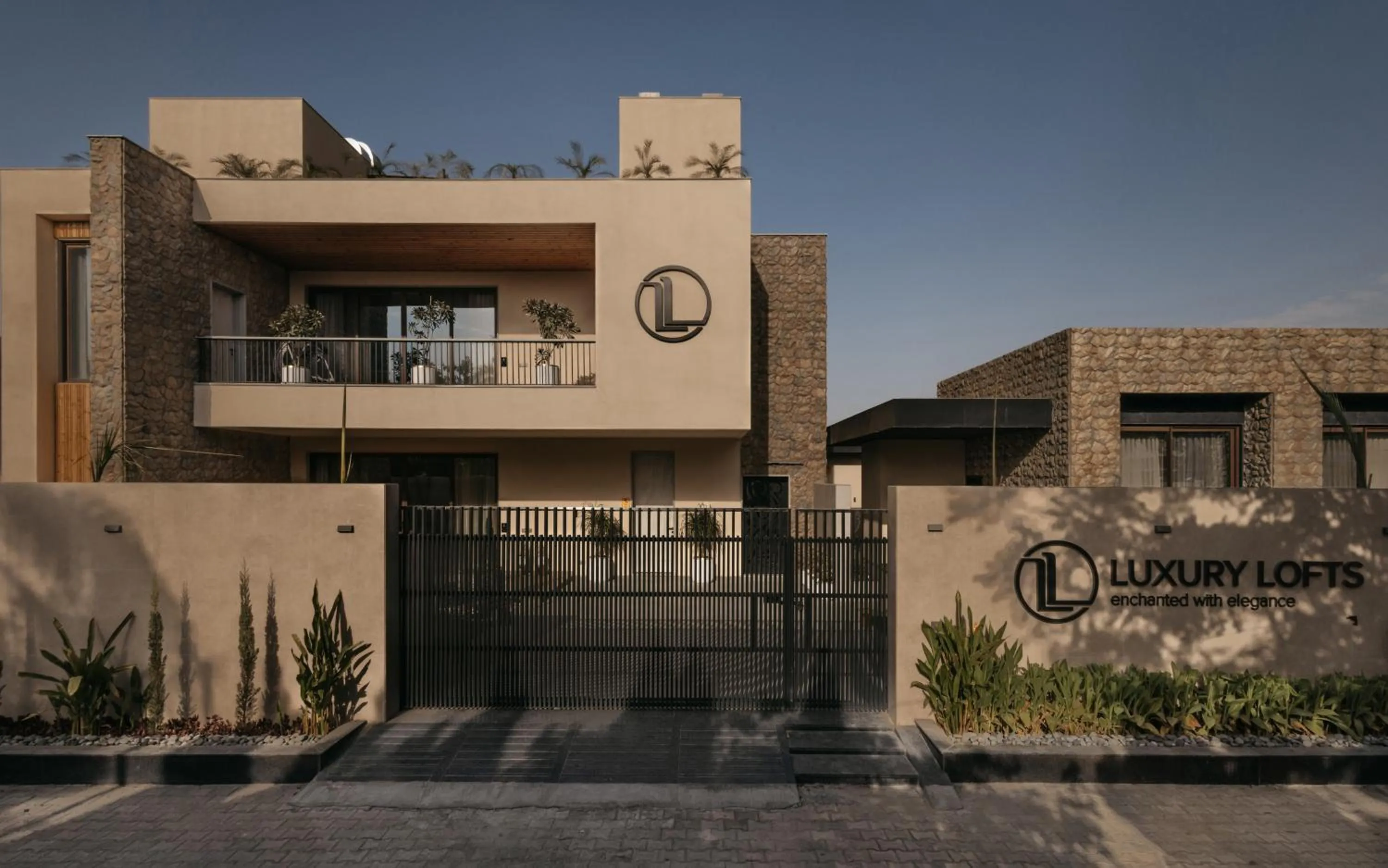 Property building in Luxury Lofts