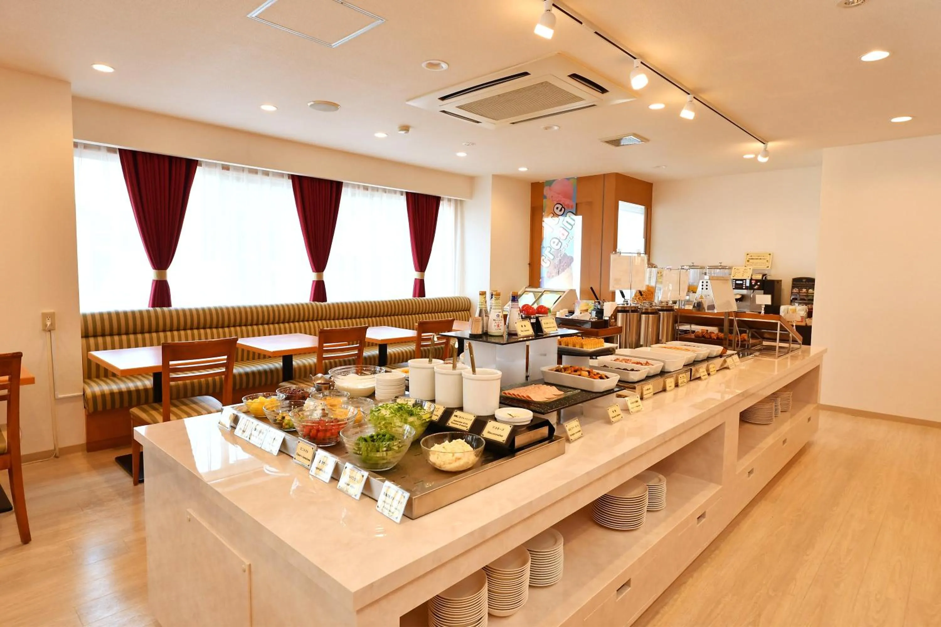 Buffet breakfast in Smile Hotel Kushiro