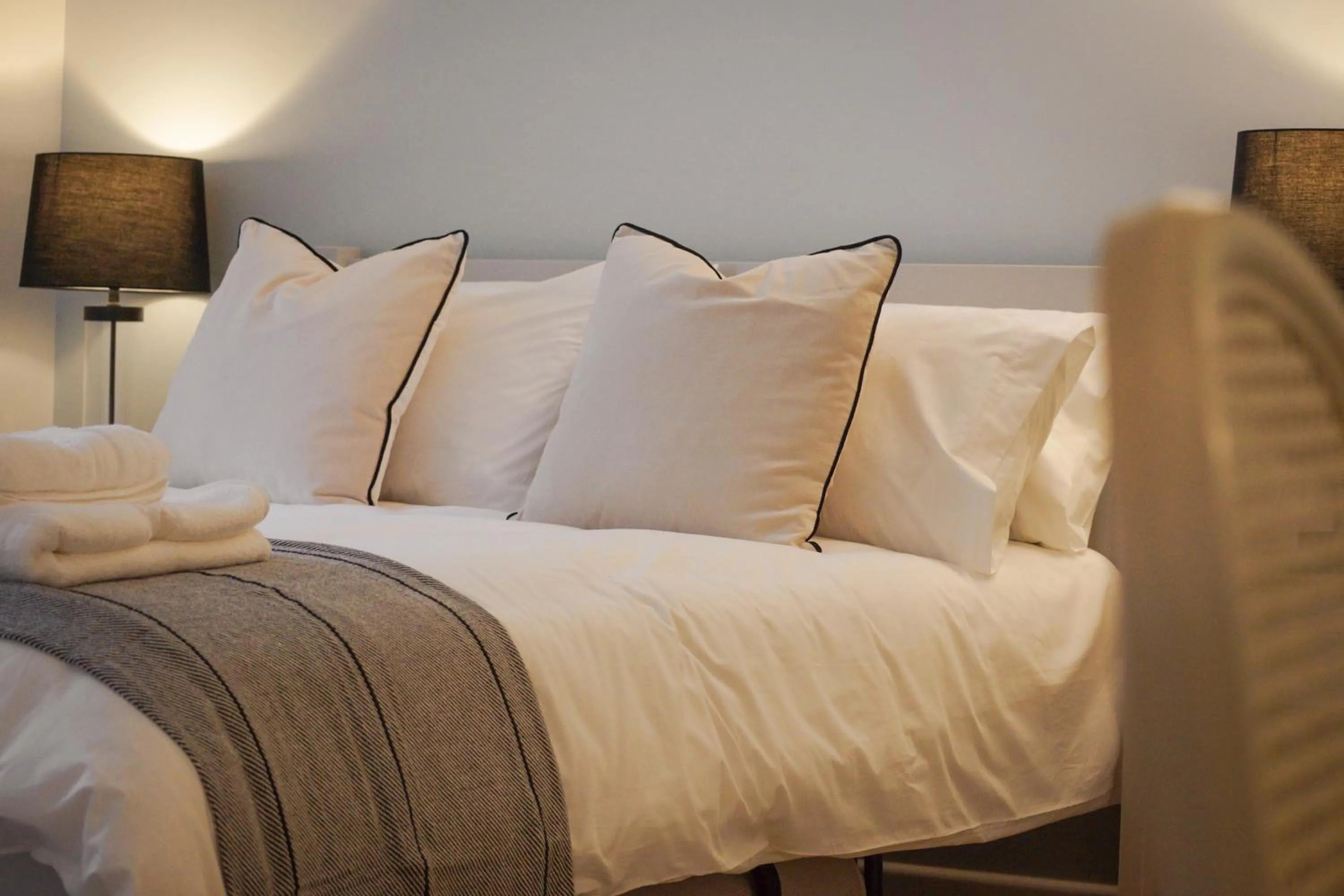 Family Room with Private Bathroom in Lemon Tree Rooms - Newly Refurbished Coastal Stay
