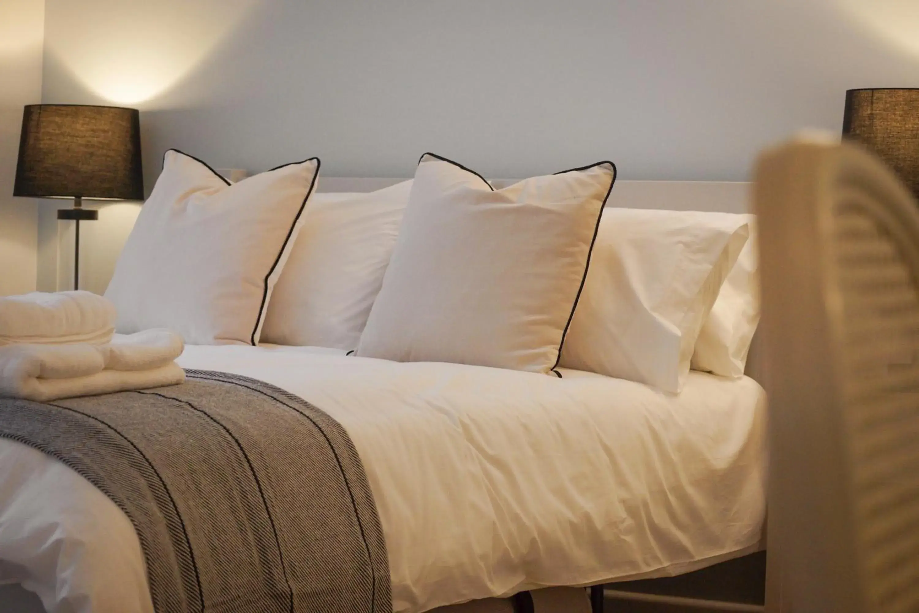 Family Room with Private Bathroom in Lemon Tree Rooms - Newly Refurbished Coastal Stay Family Room with Private Bathroom in Lemon Tree Rooms - Newly Refurbished Coastal Stay